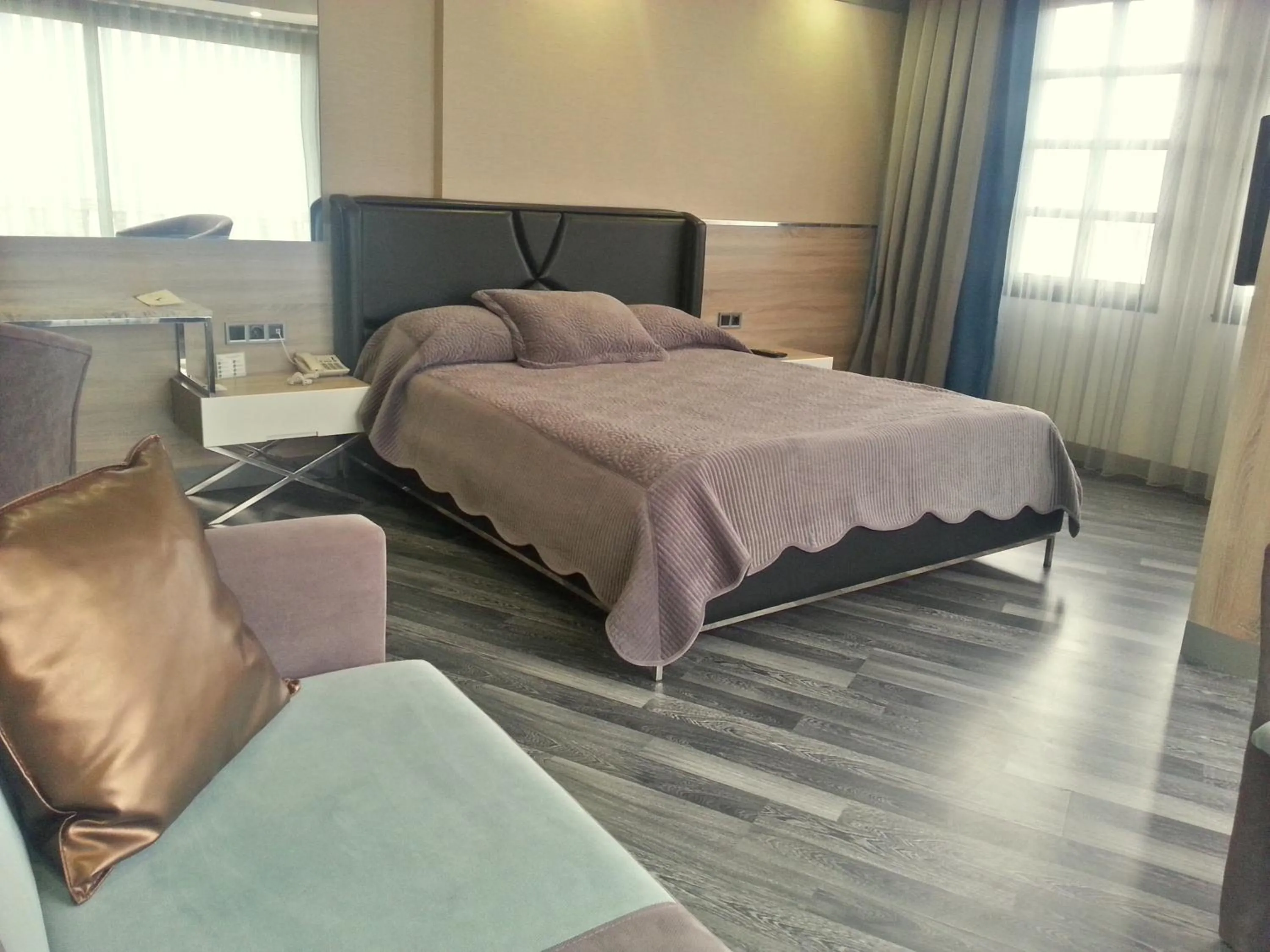 Photo of the whole room in Hotel Marla