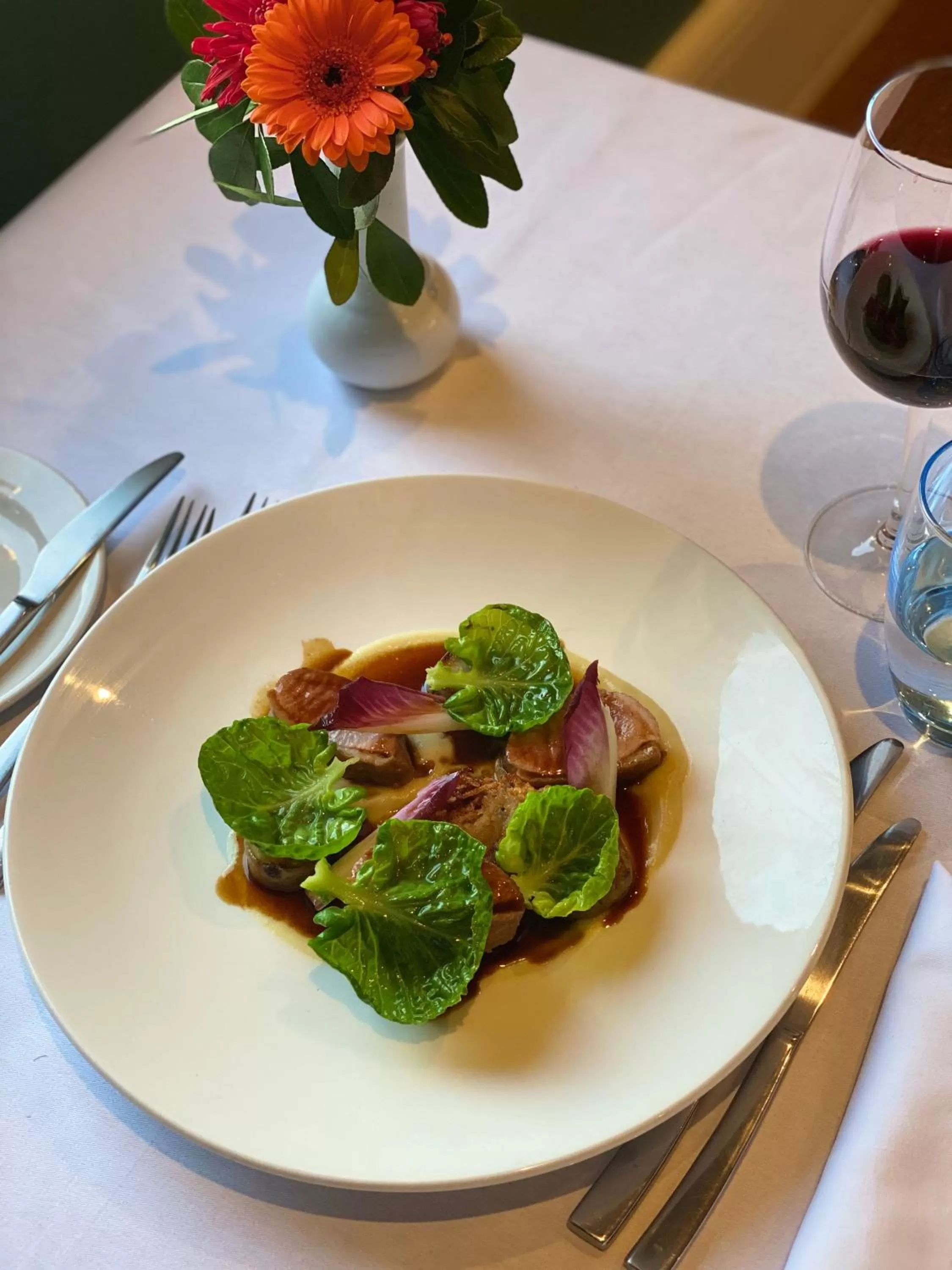 Food in Yarrow Hotel