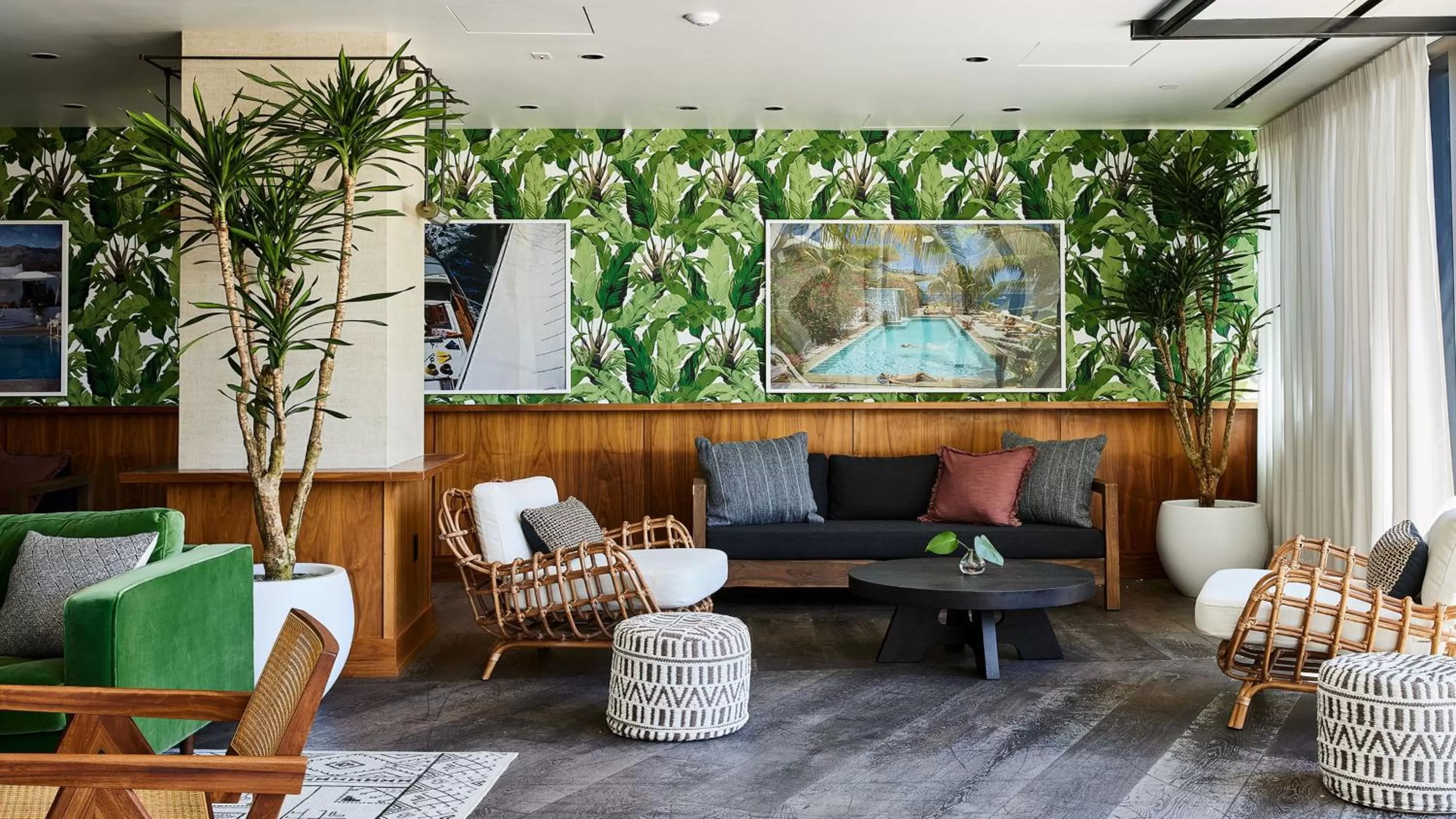 Restaurant/places to eat in Kimpton Sawyer Hotel by IHG