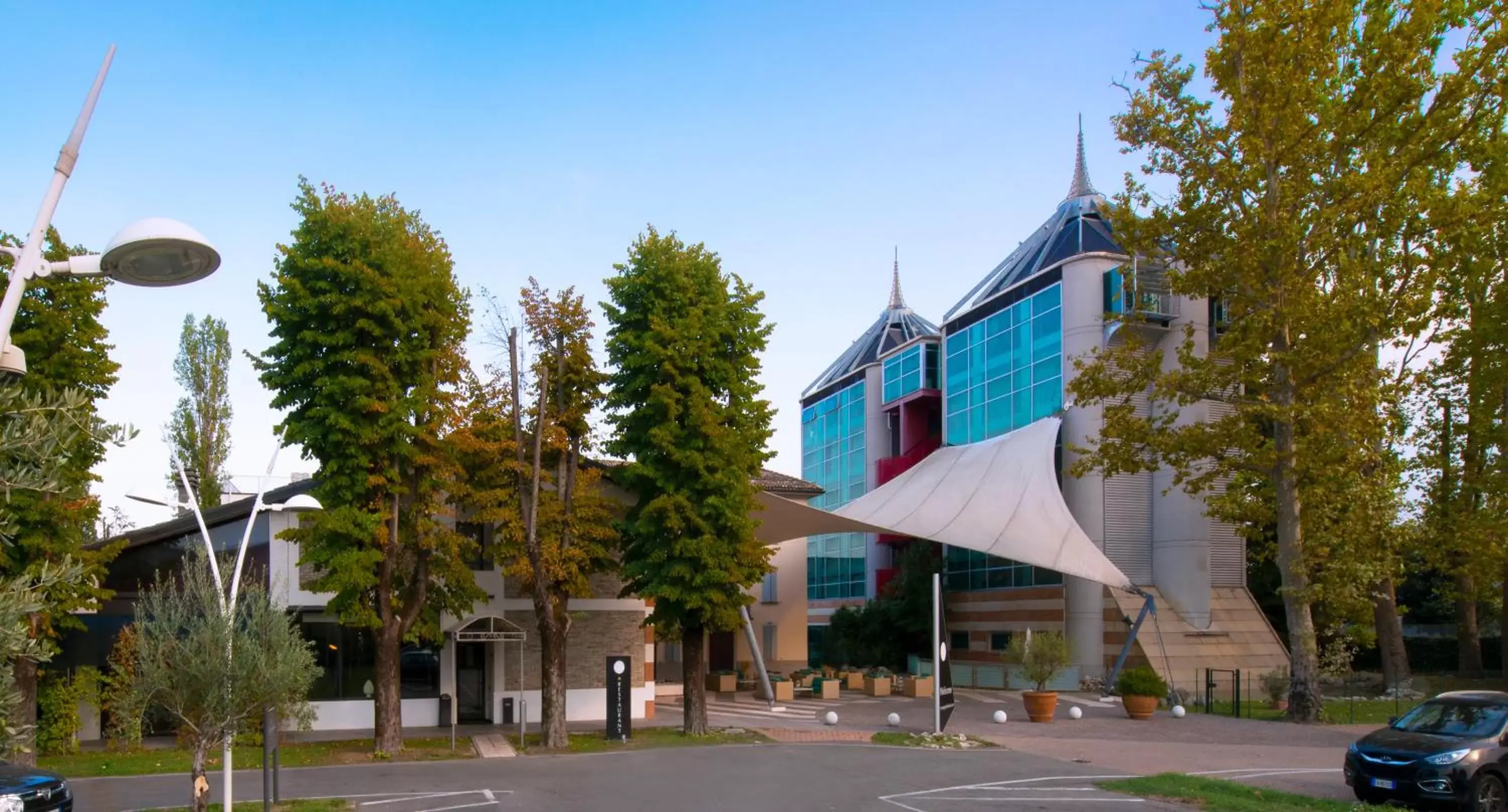 Facade/entrance in Hotel Villa Ducale Facade/entrance in Hotel Villa Ducale