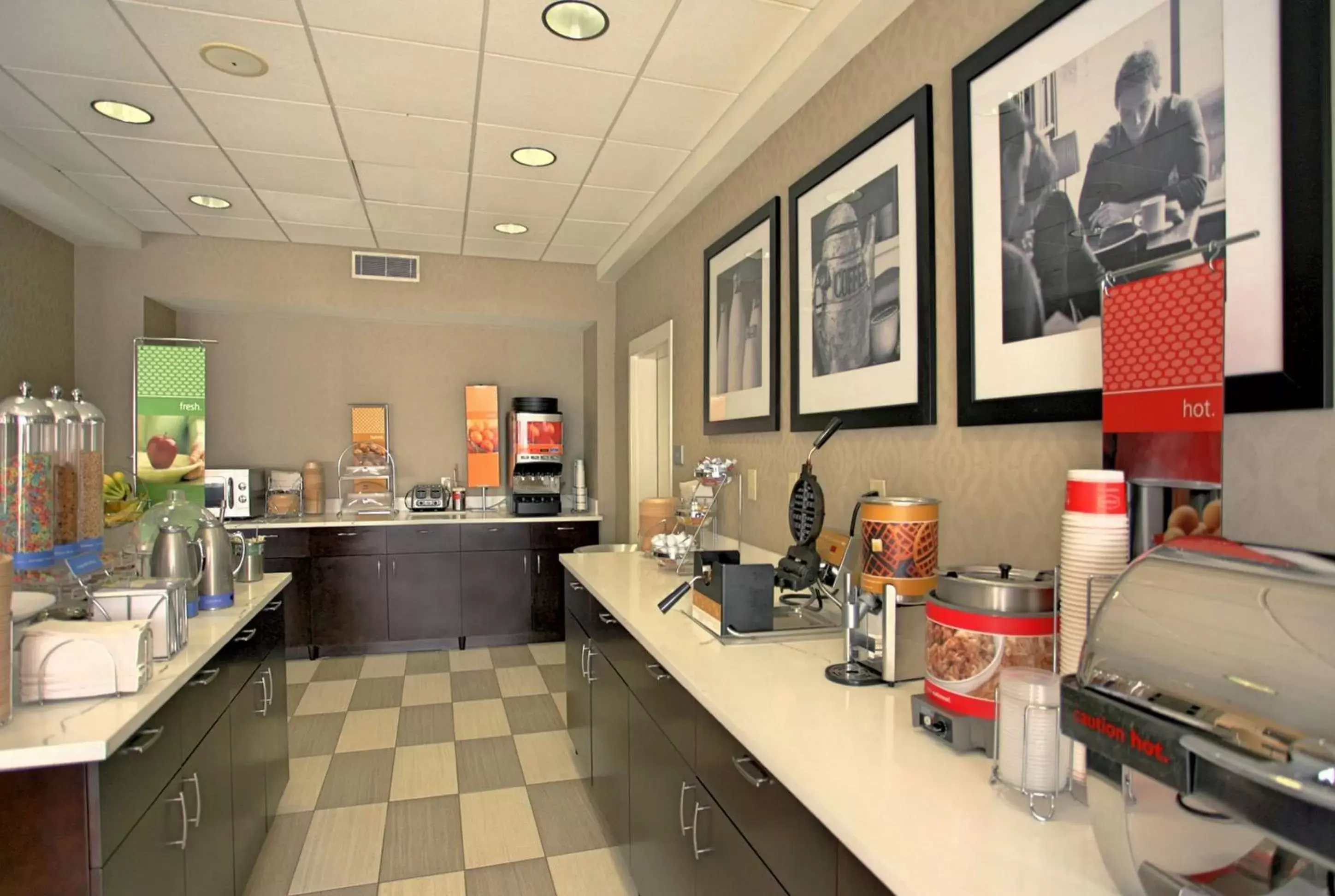 Dining area, Restaurant/Places to Eat in Hampton Inn Natchitoches