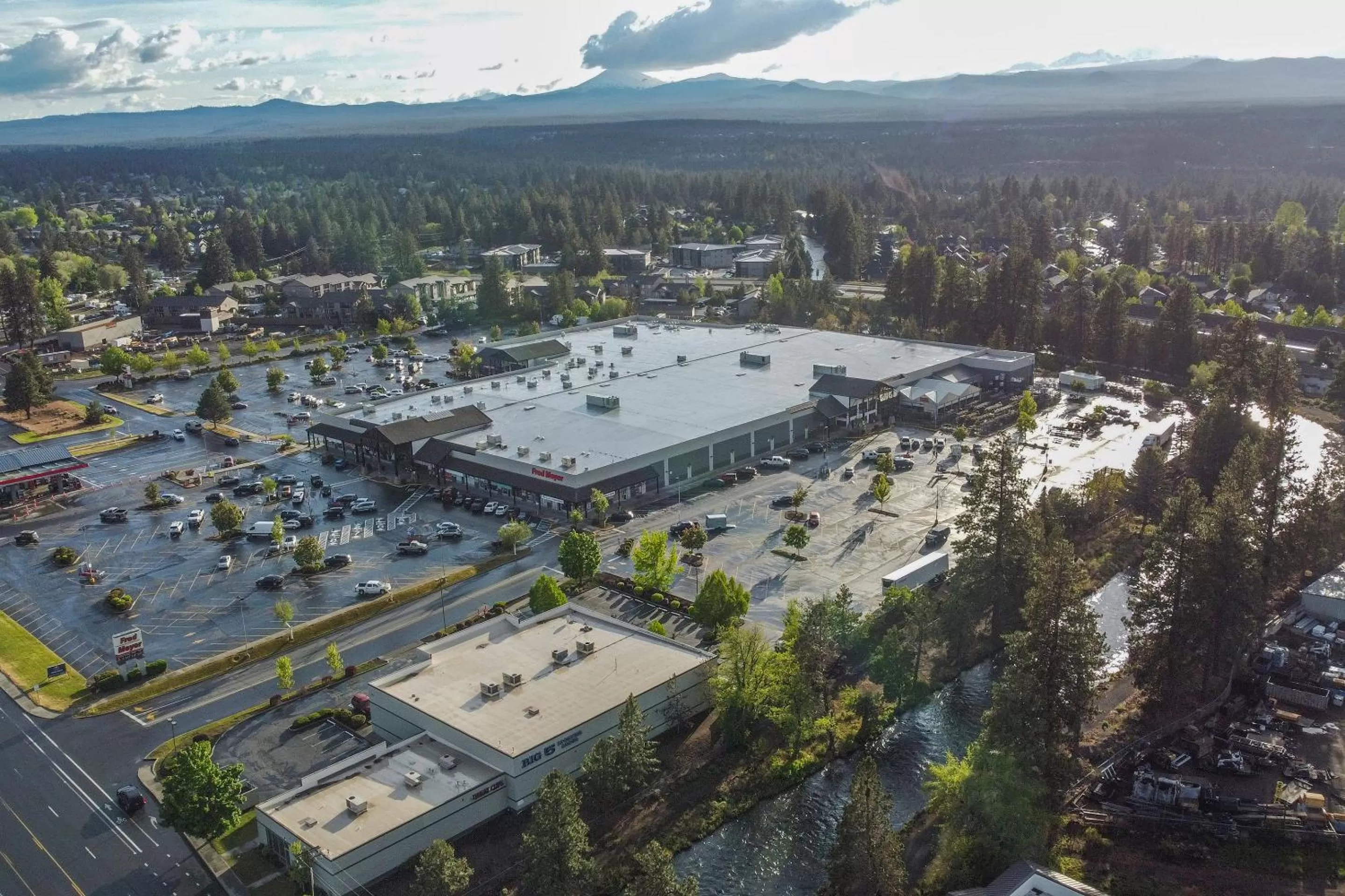 View (from property/room) in Budget Inn Bend