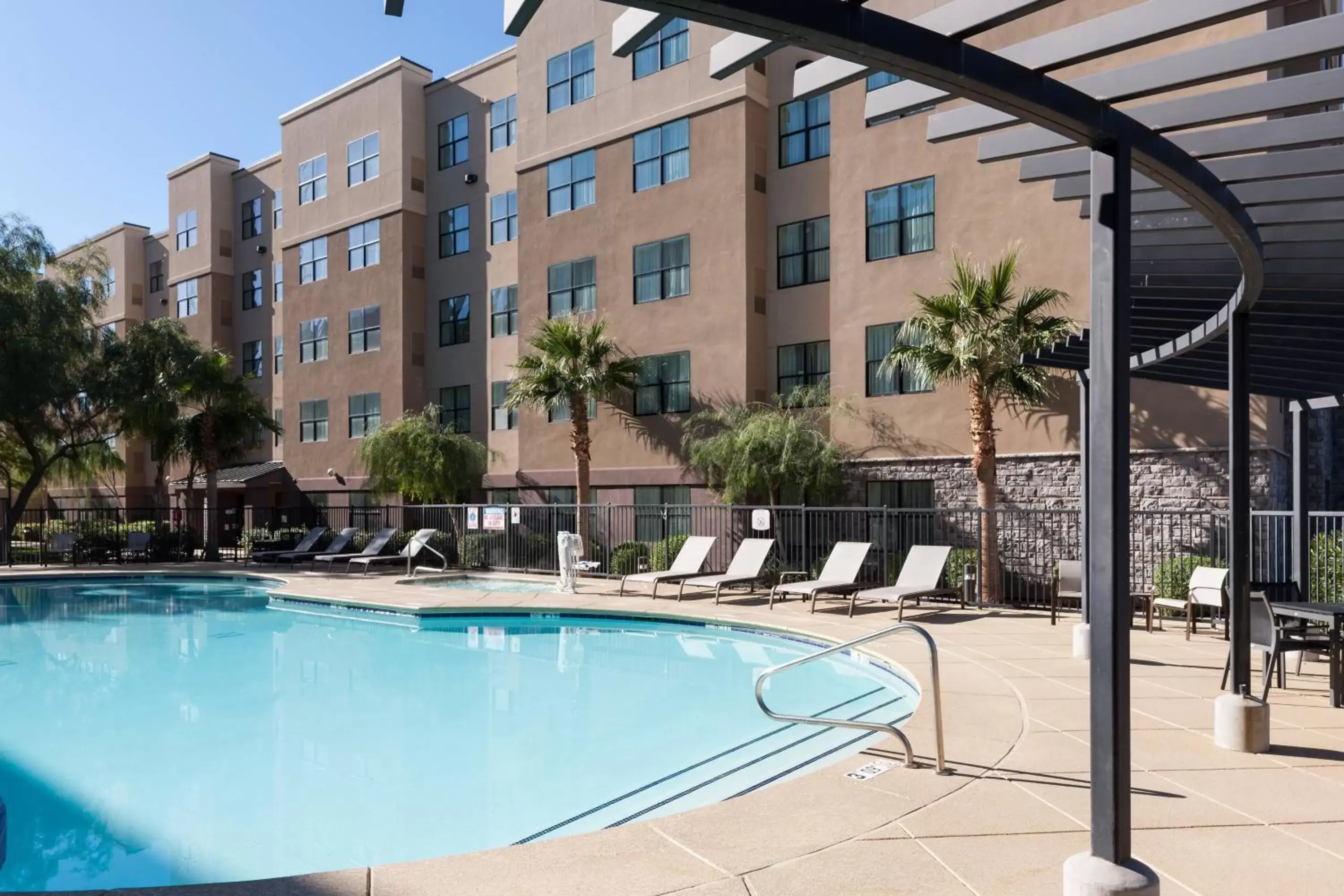 Swimming Pool in Residence Inn Phoenix North Happy Valley