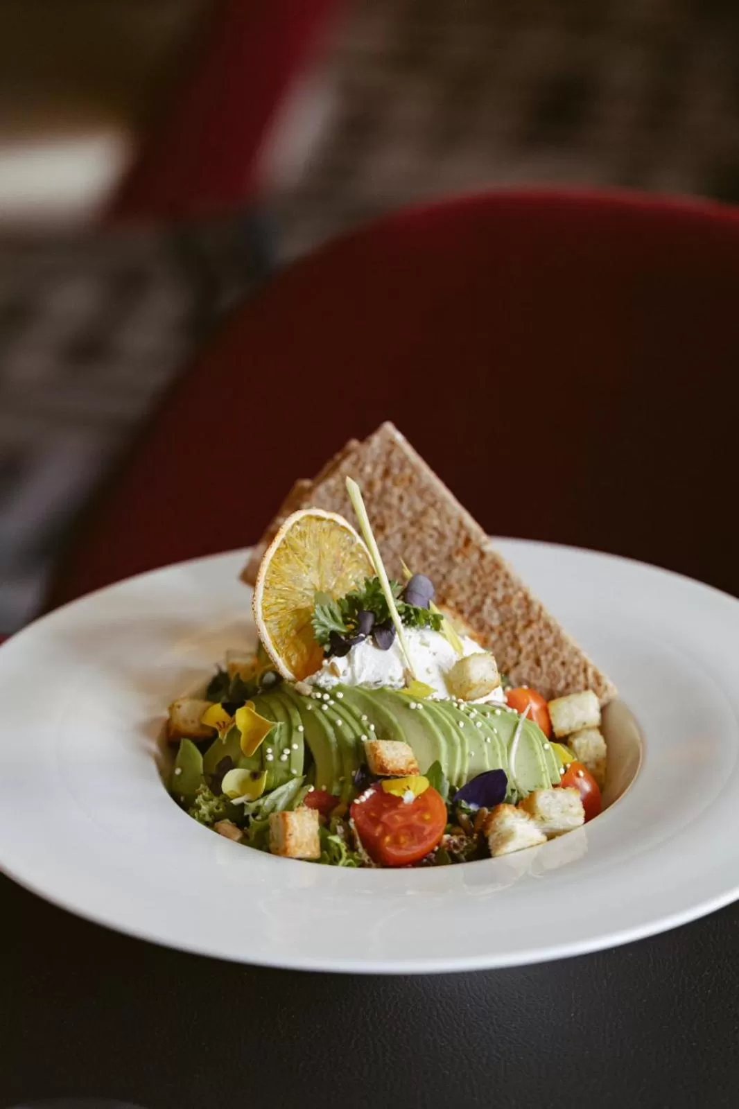 Restaurant/places to eat in Hotel Select