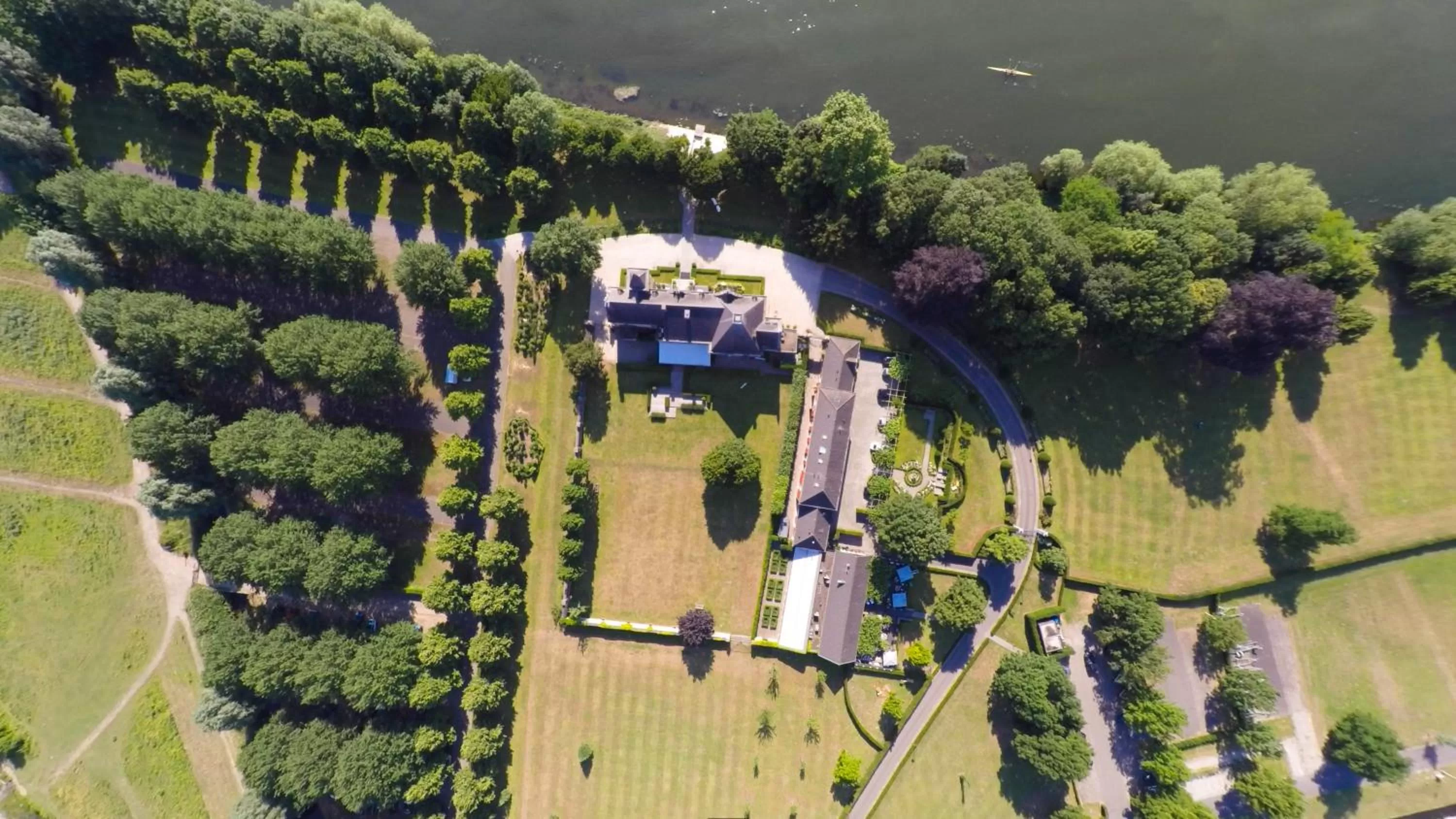 Bird's eye view in Landgoed Kasteel de Hoogenweerth