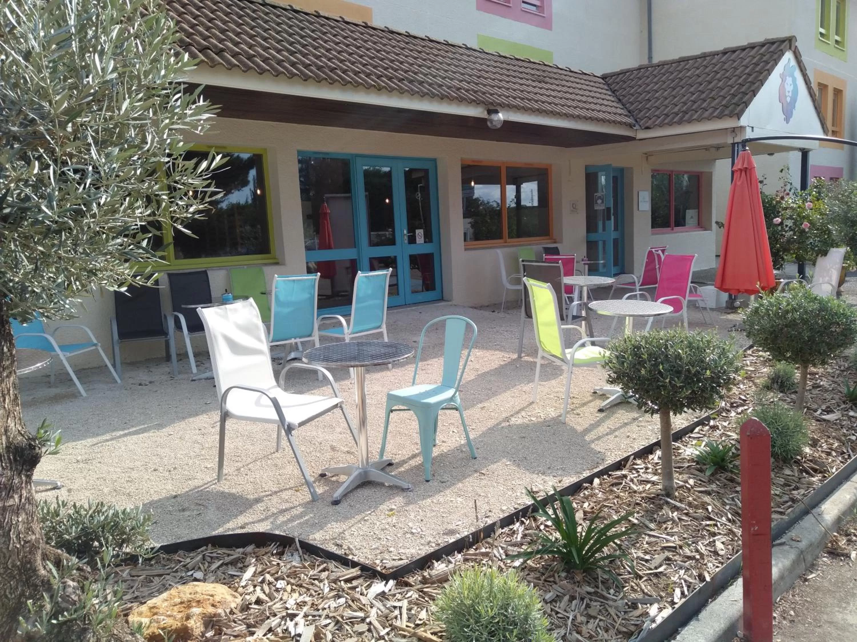 Balcony/Terrace in Urban Style Arl HOTEL