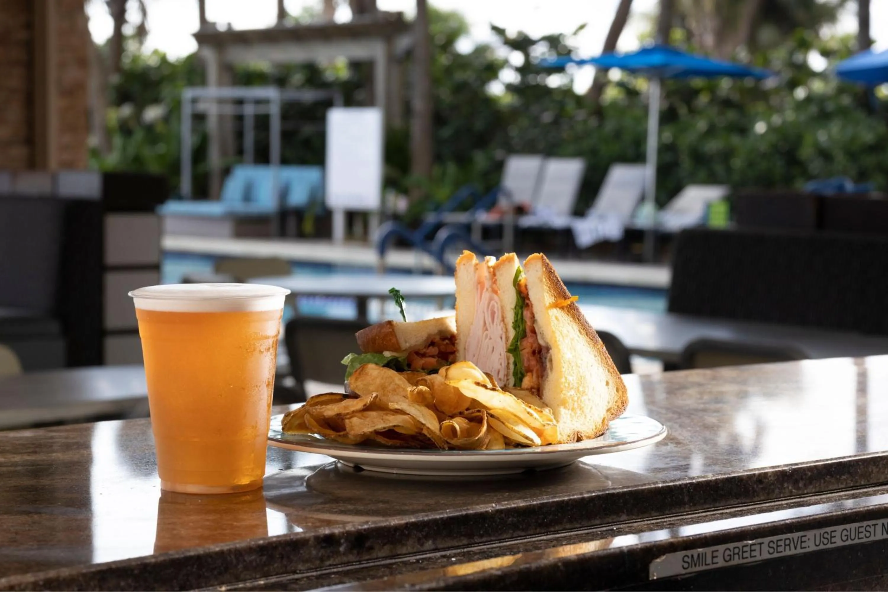 Lounge or bar in Marriott's Oceana Palms