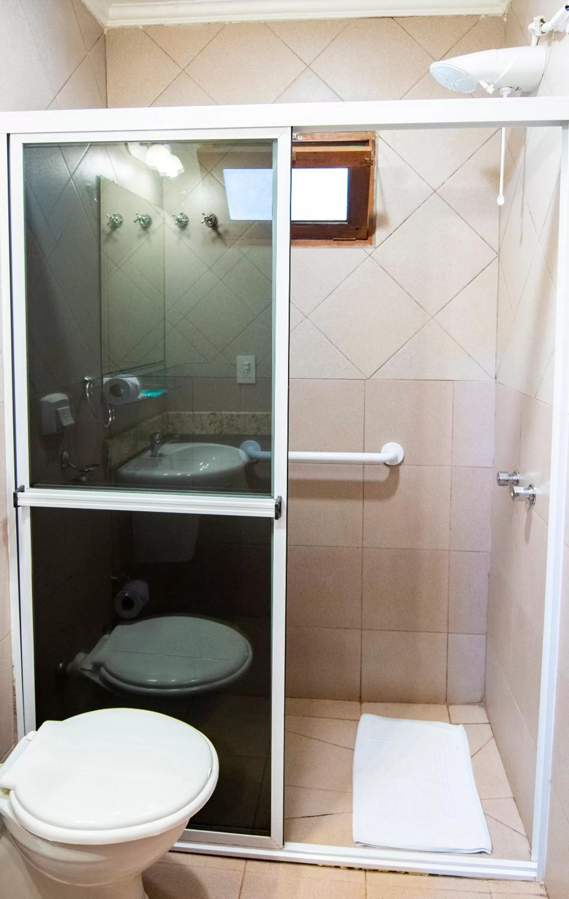 Bathroom in La Cautiva Iguazú Hotel