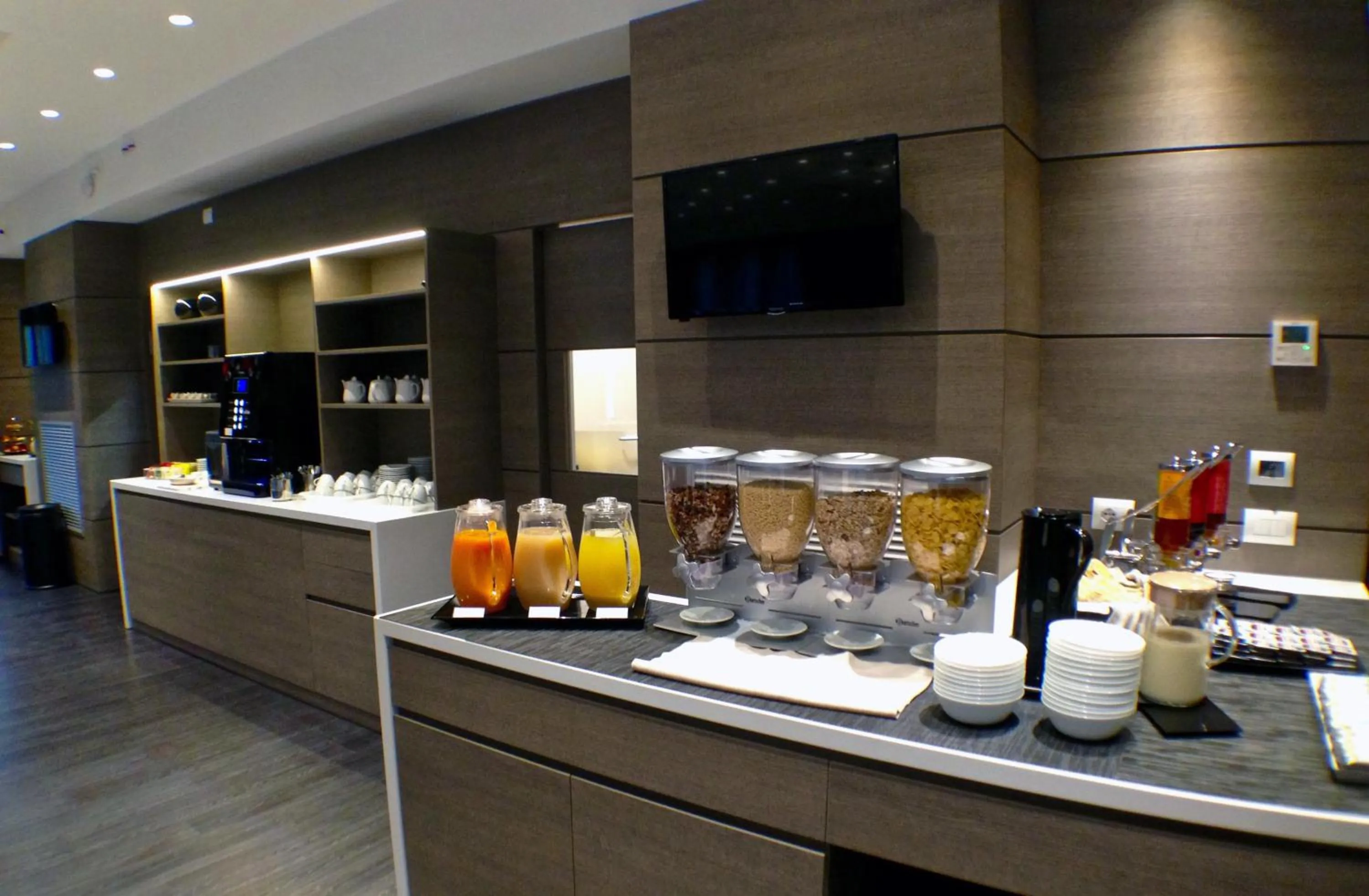 Food and drinks in Hotel Forum