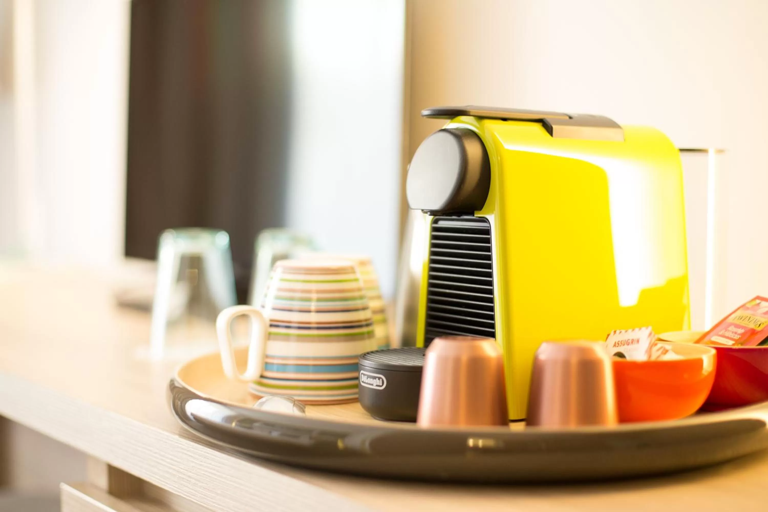 Coffee/tea facilities in Hôtel des Voyageurs Boutique