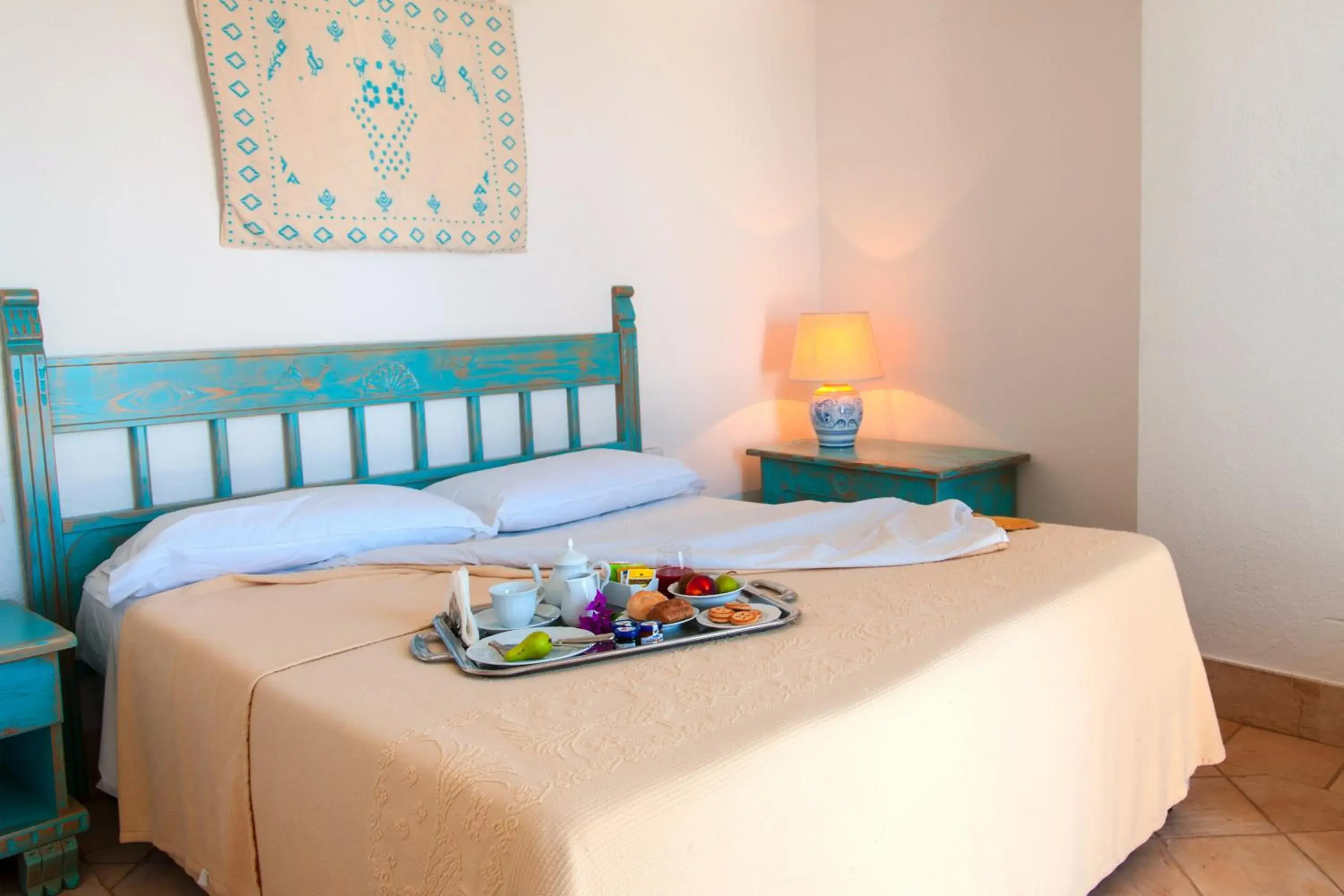 Bedroom in Hotel Luci di la Muntagna Bedroom in Hotel Luci di la Muntagna