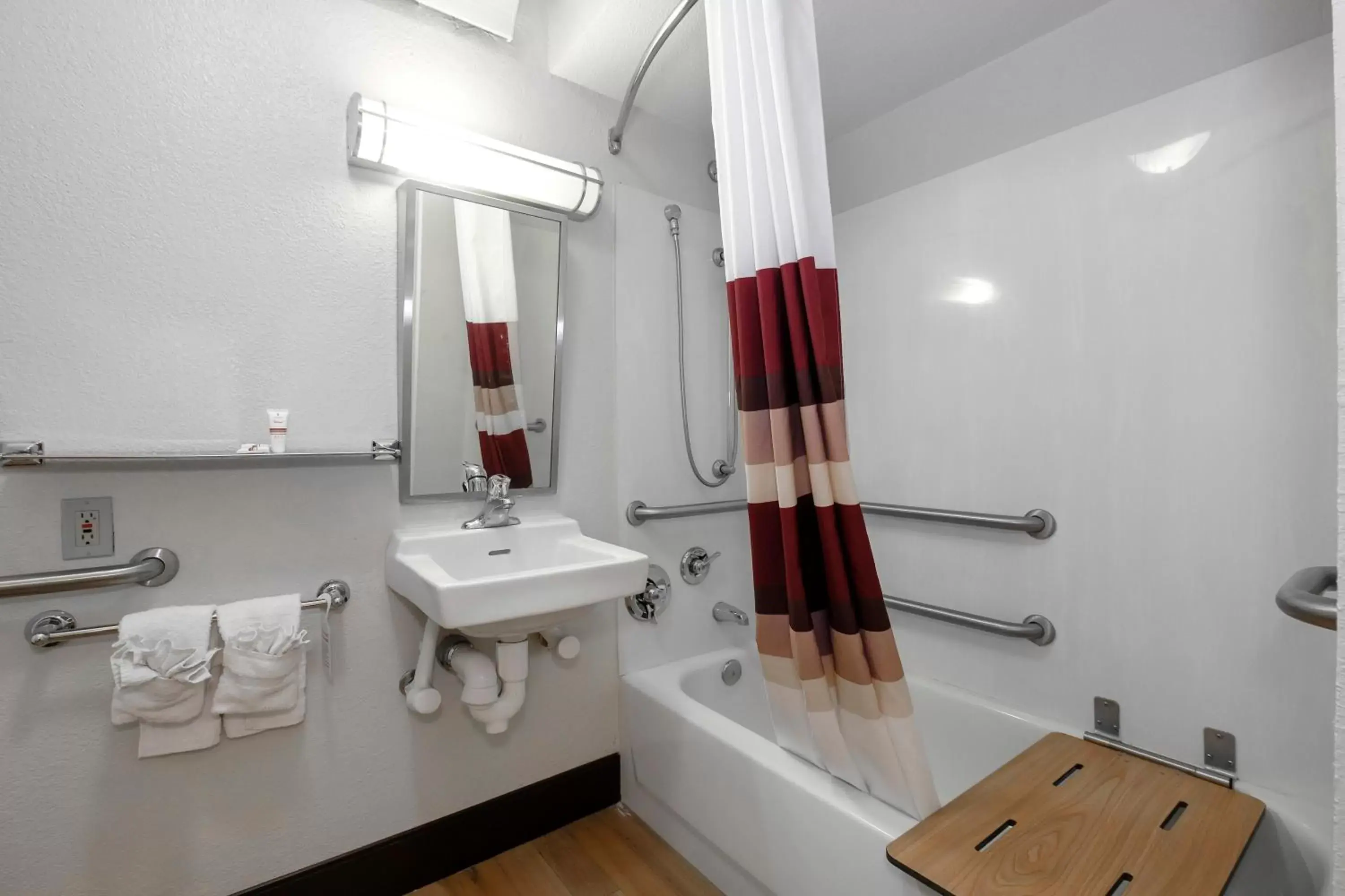 Other, Bathroom in Red Roof Inn Aberdeen