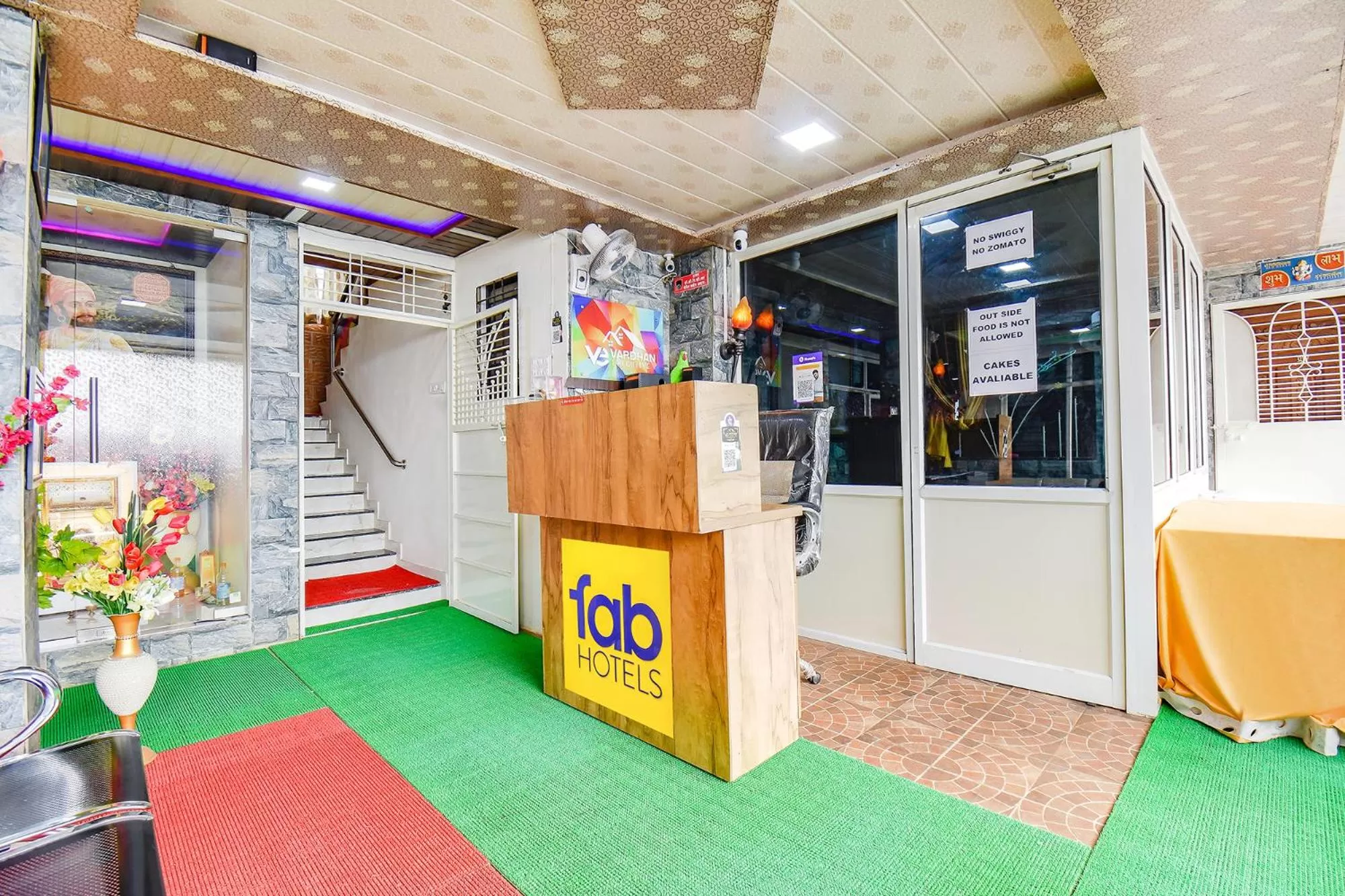 Lobby or reception in FabExpress Vardhan Executive