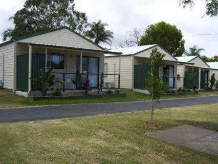 Day, Property Building in Fraser Coast Top Tourist Park