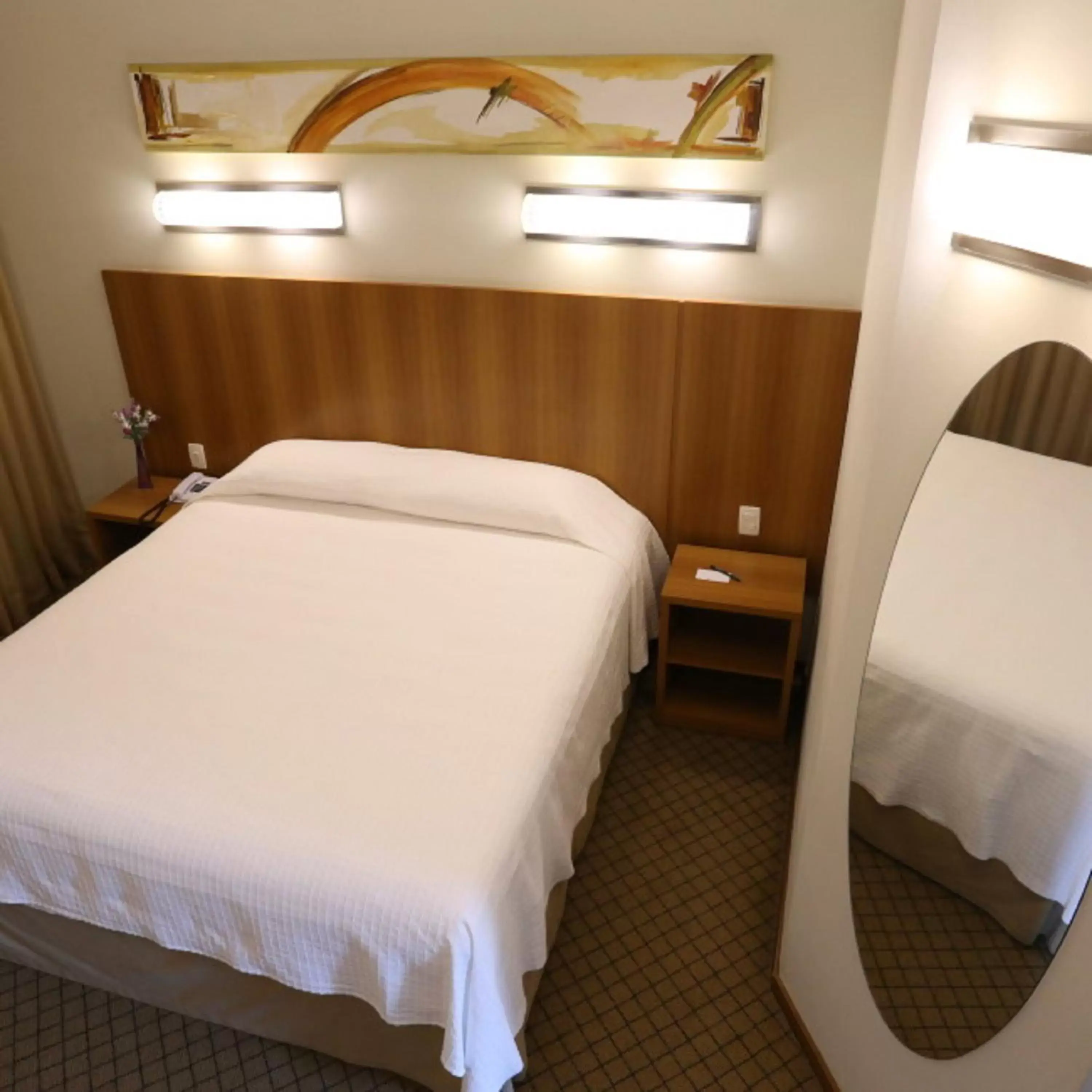 Photo of the whole room, Bed in Bourbon Joinville Convention Hotel