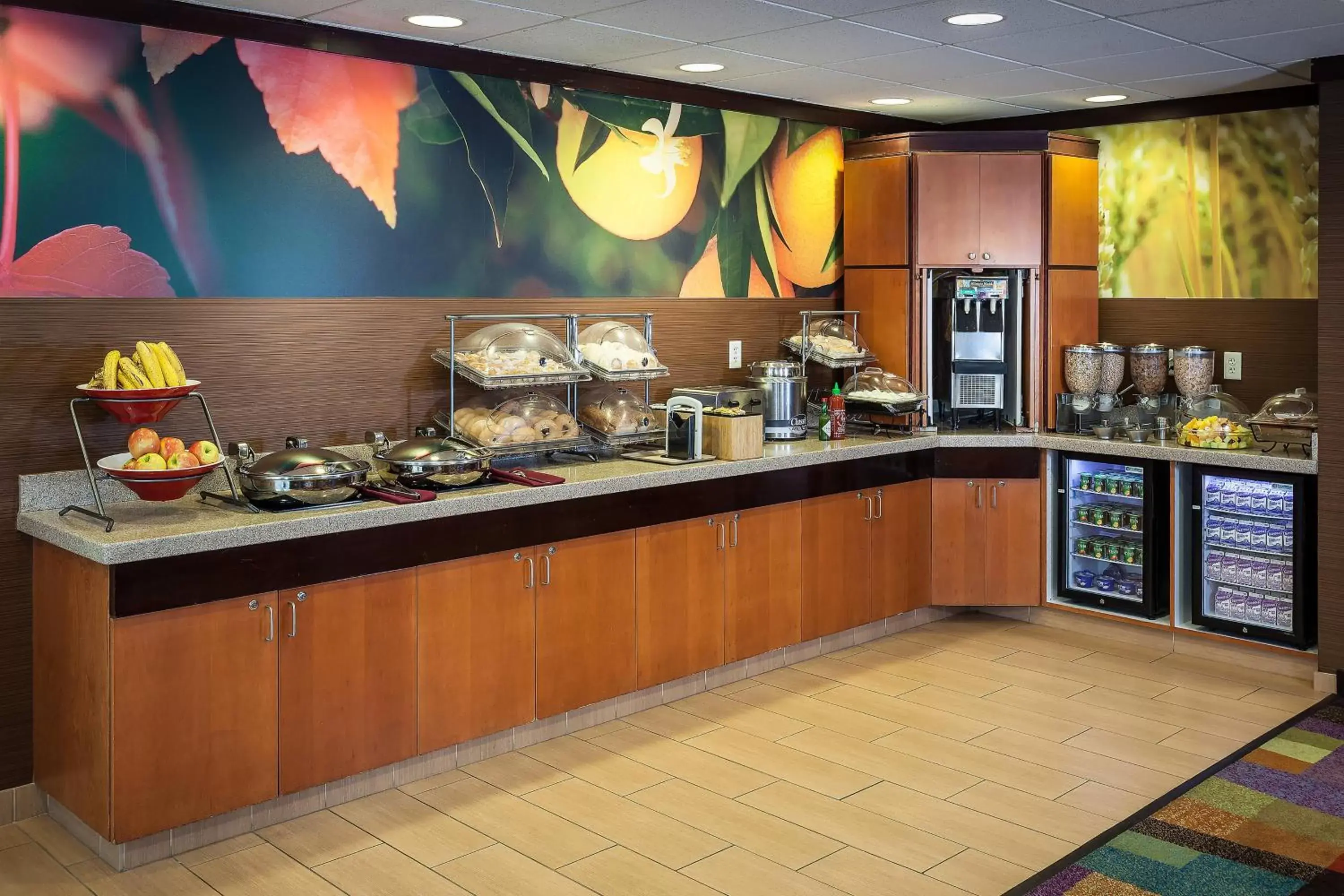 Breakfast, Restaurant/Places to Eat in Fairfield Inn & Suites by Marriott Anchorage Midtown