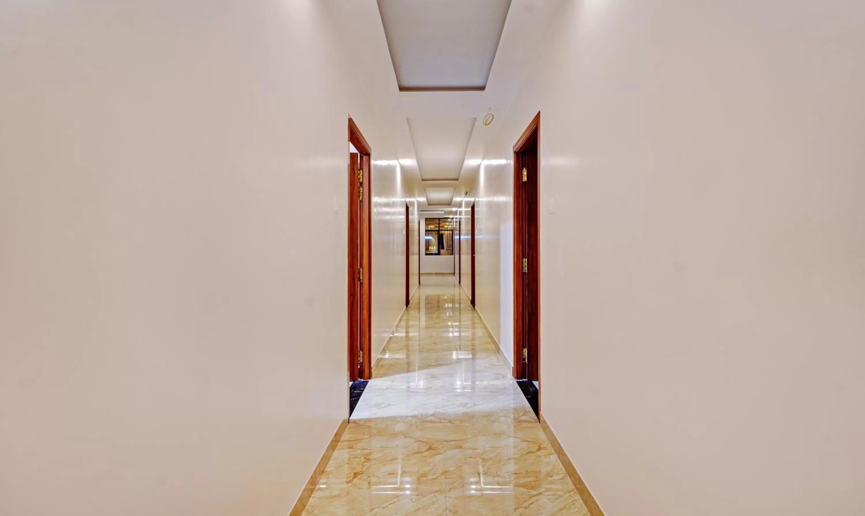 Lobby or reception in Itsy Hotels Elite Inn