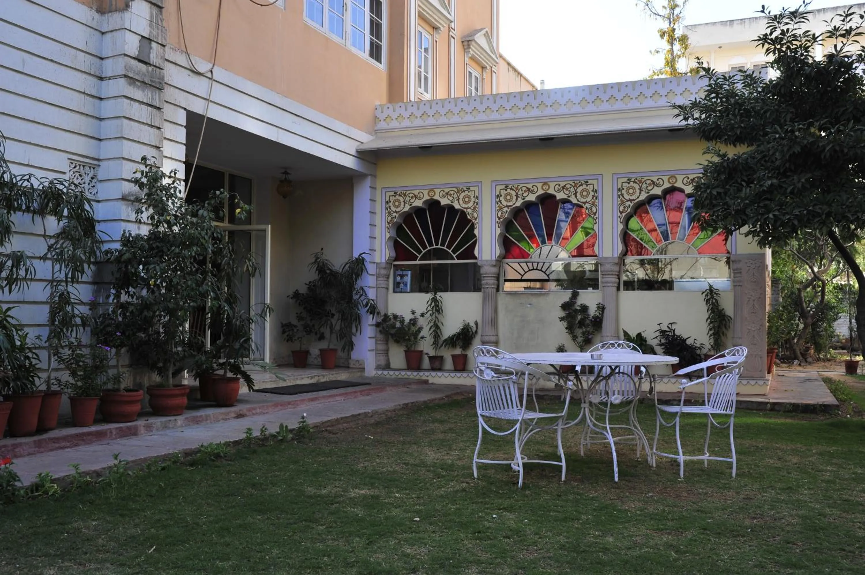 Area and facilities in Anuraag Villa