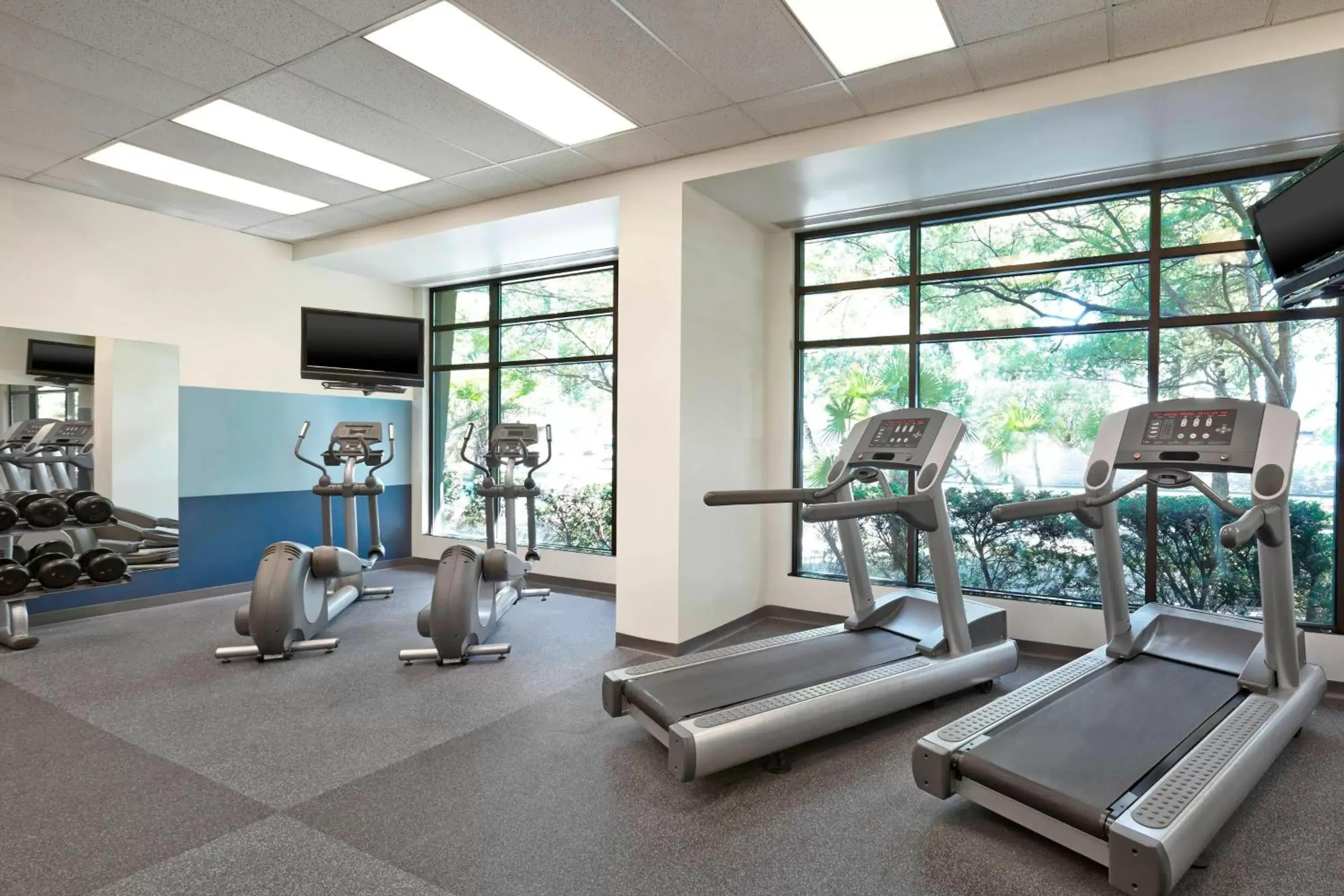 Fitness centre/facilities, Fitness Center/Facilities in Grand Park Hotel Vancouver Airport