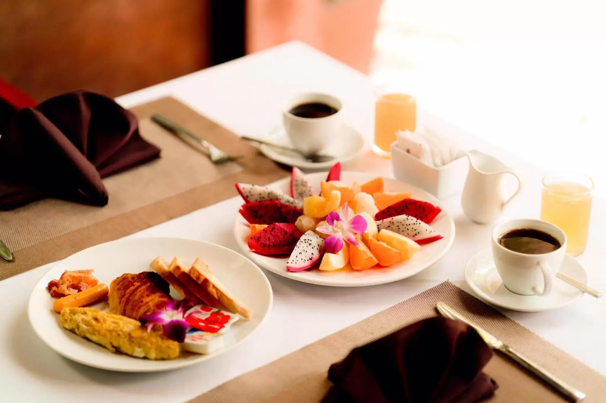 American breakfast in Indra Porak Residence Hotel