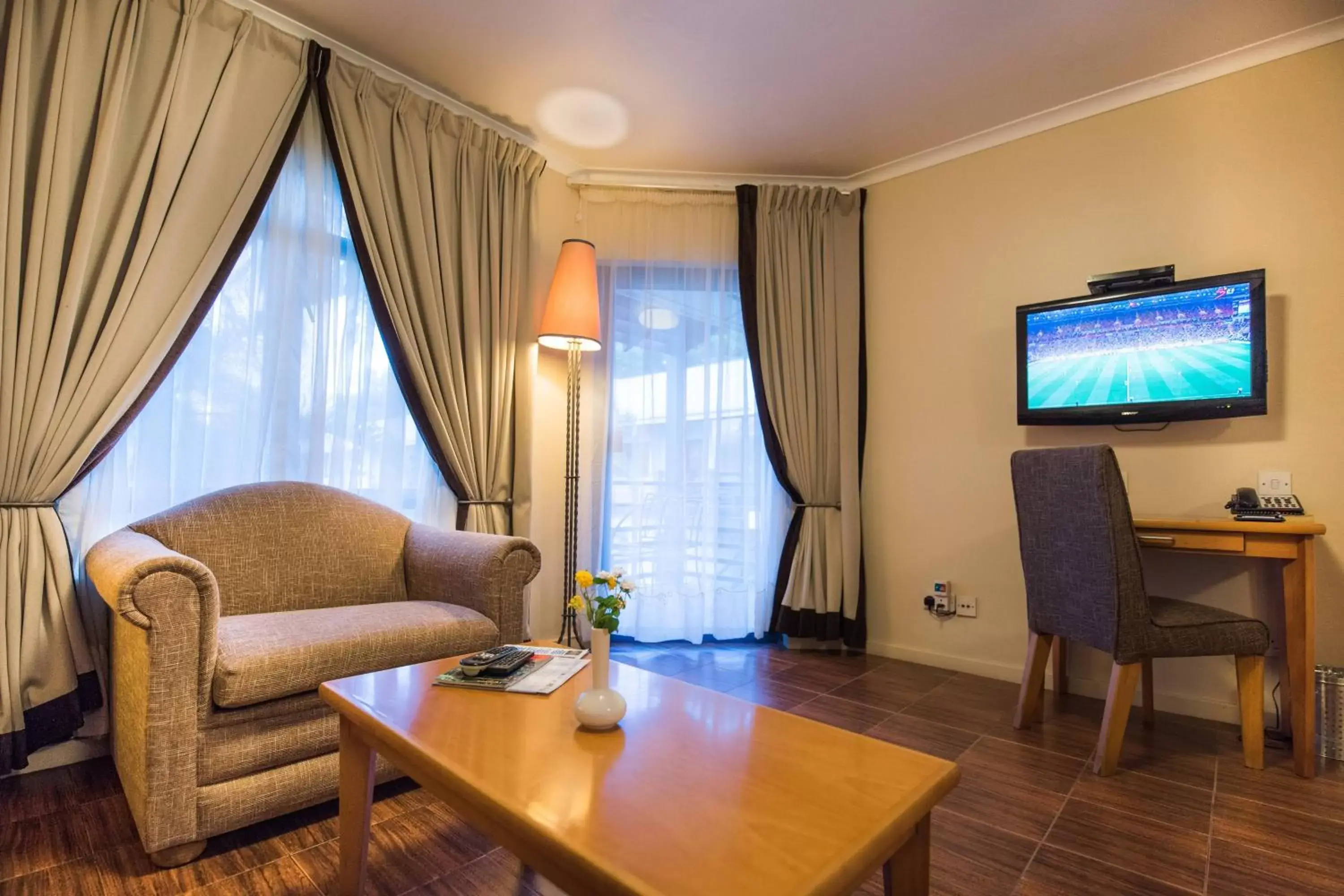 Living room, Seating Area in Protea Hotel by Marriott Dar es Salaam Oyster Bay