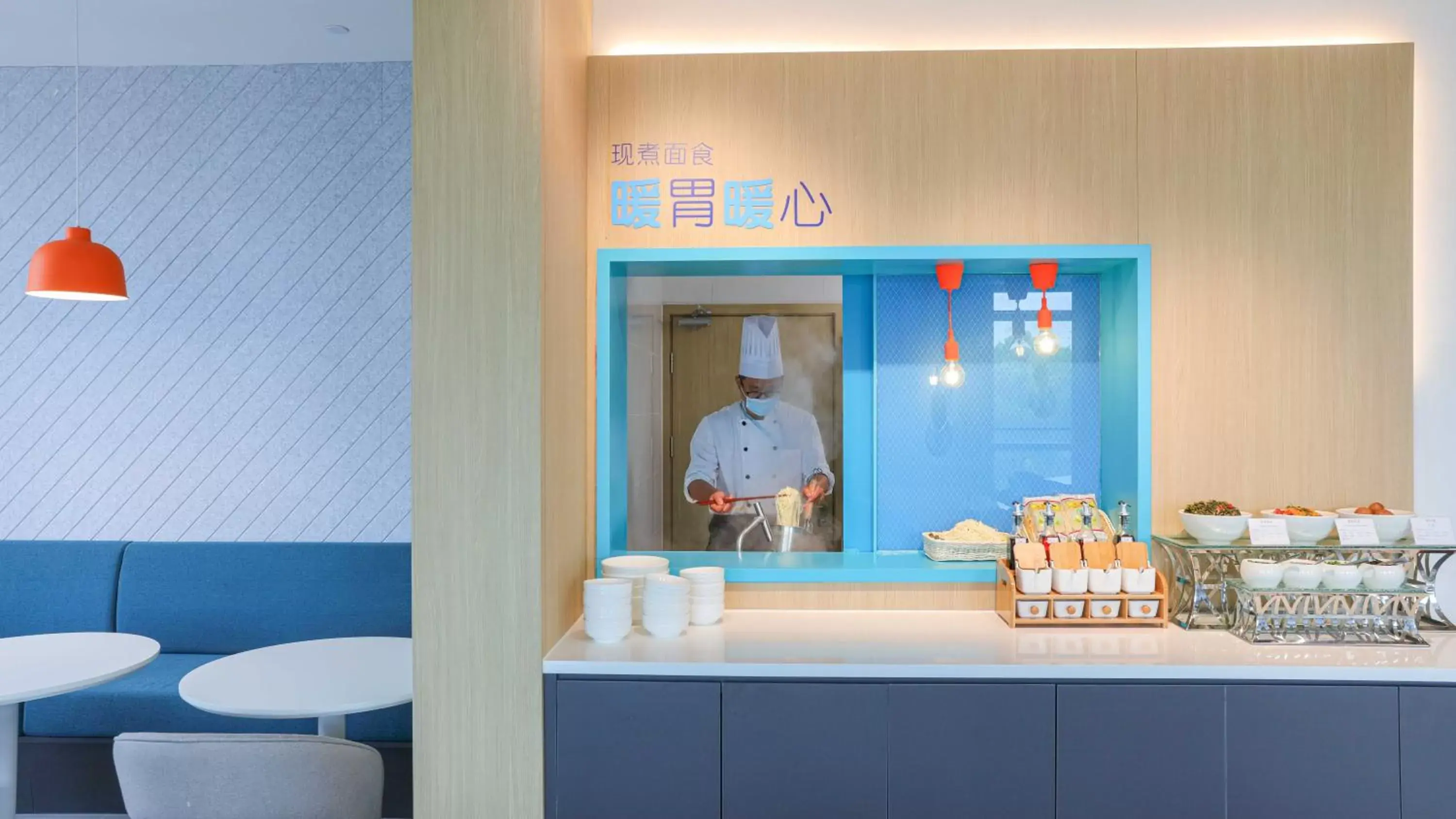 Breakfast in Holiday Inn Express Shanghai Pudong Airport by IHG Breakfast in Holiday Inn Express Shanghai Pudong Airport by IHG