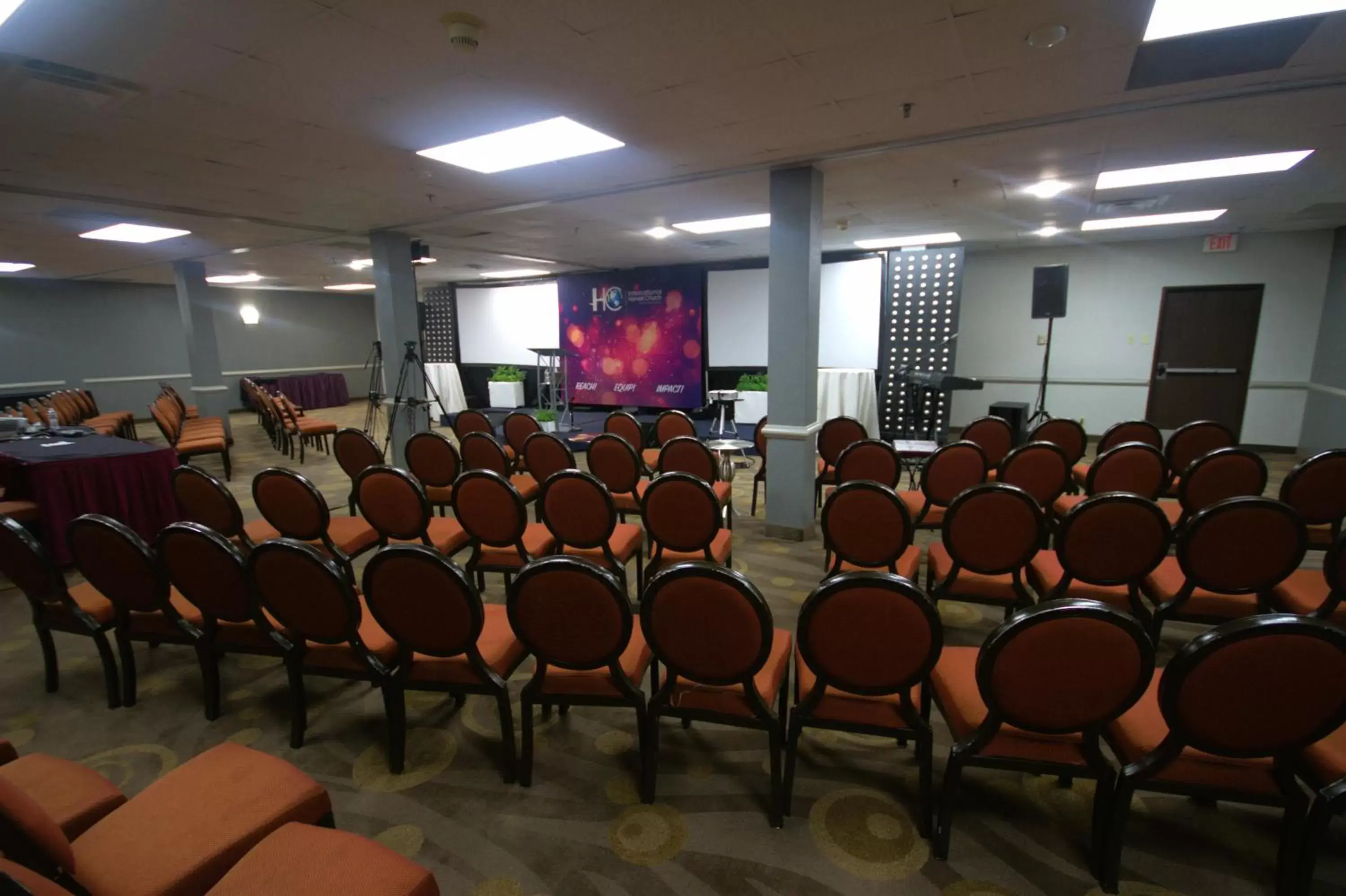 Meeting/conference room in Atrium Hotel and Suites DFW Airport