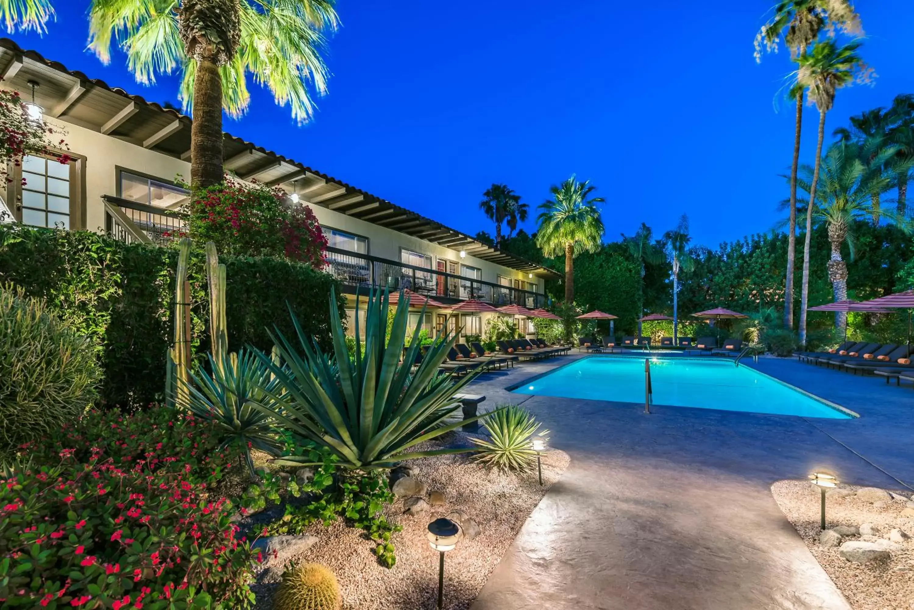 Swimming Pool in Santiago Resort - Palm Springs Premier Gay Men’s Resort