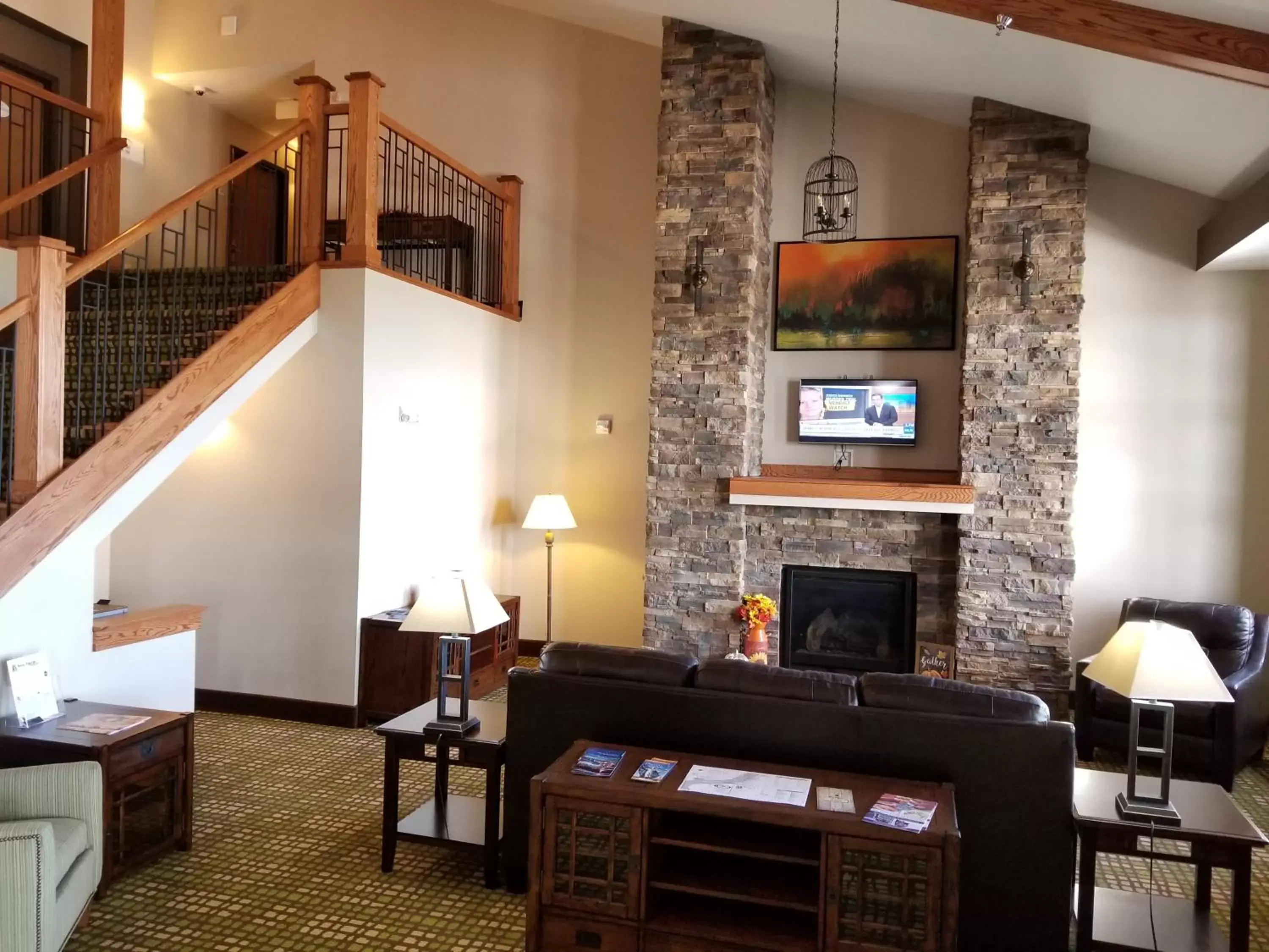 Seating area, TV/Entertainment Center in Baymont by Wyndham Oacoma