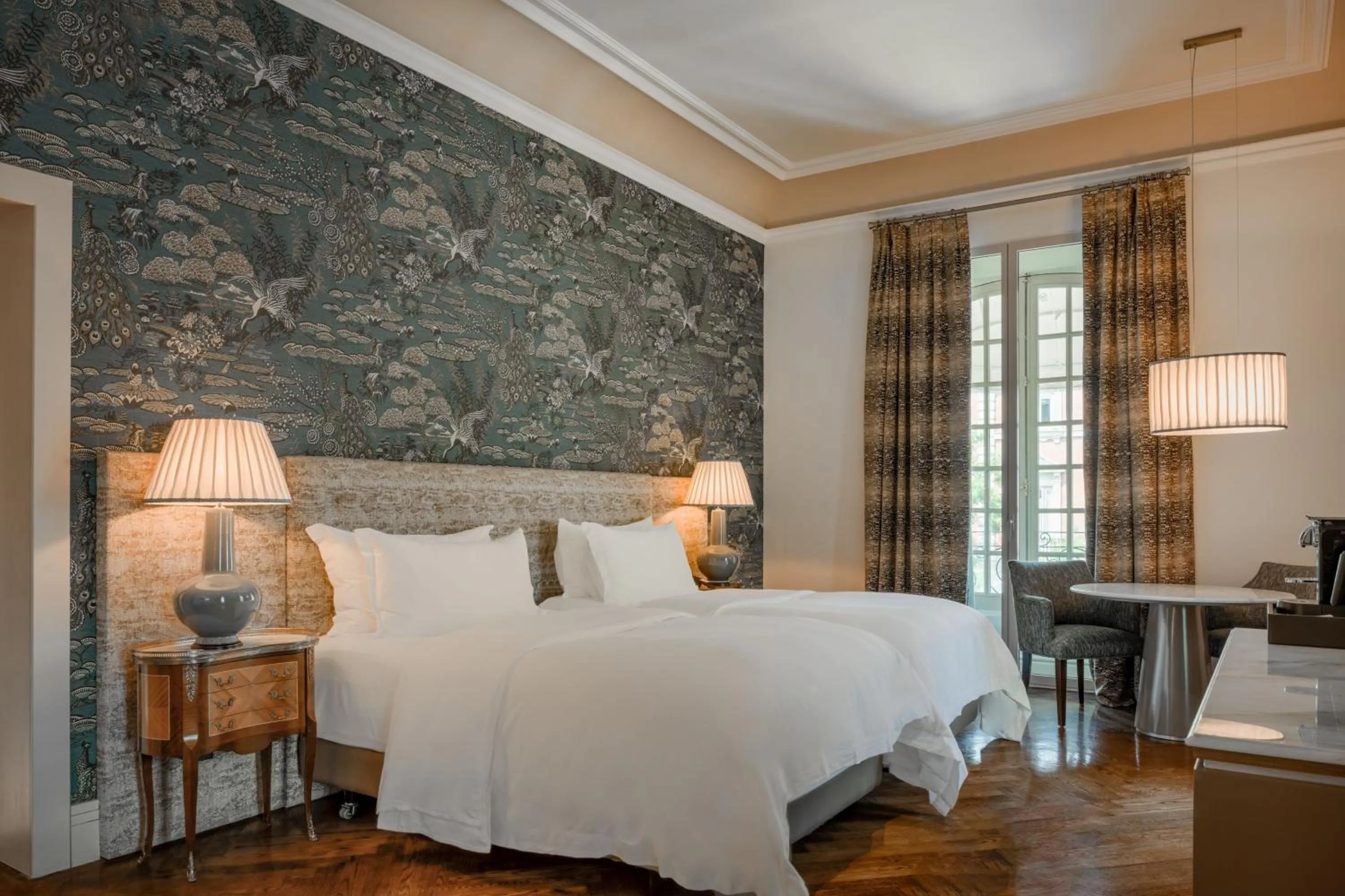 Photo of the whole room, Bed in Santo Mauro, a Luxury Collection Hotel, Madrid