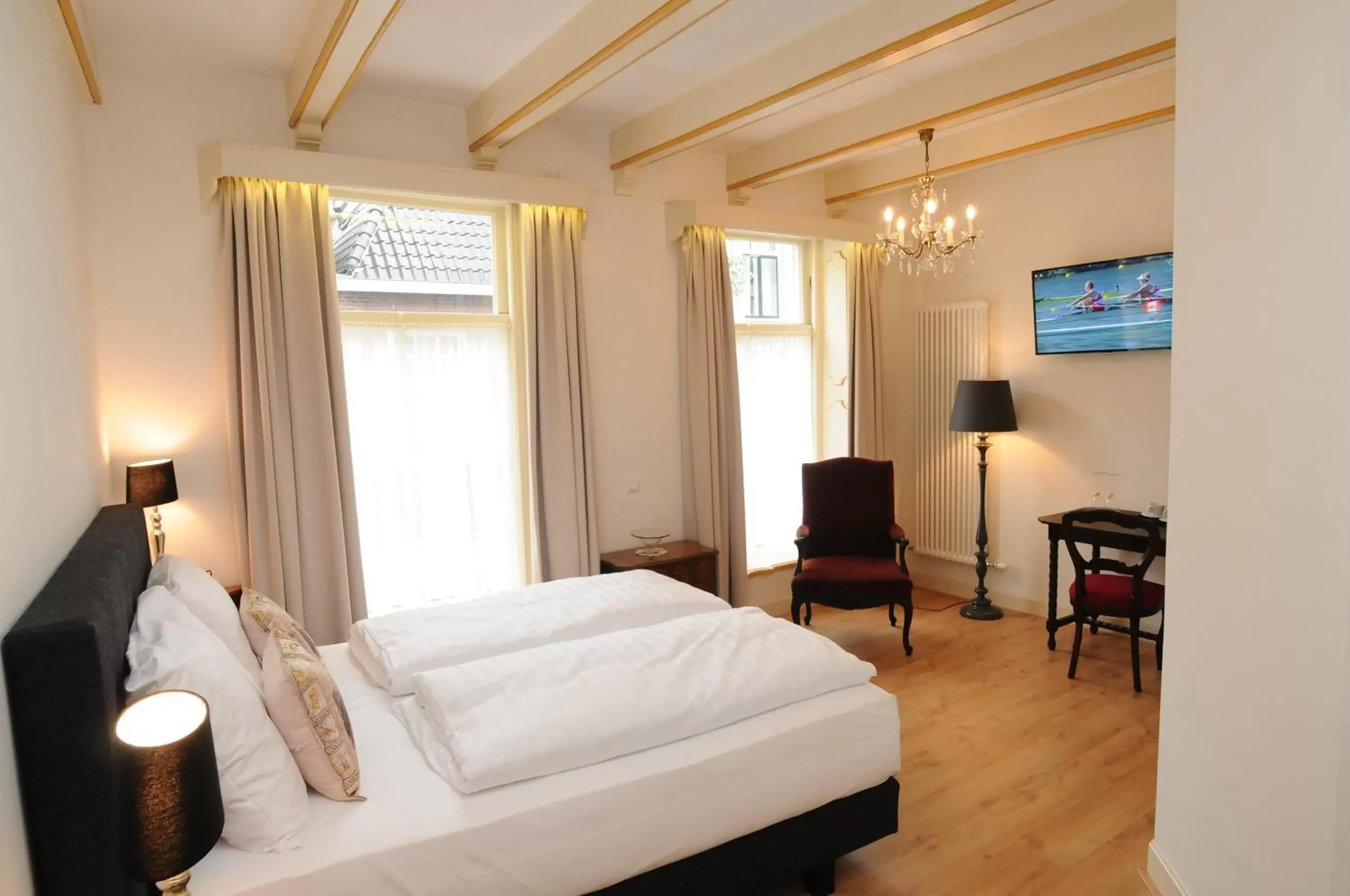 Bed, Room Photo in Hotel De Gulden Waagen