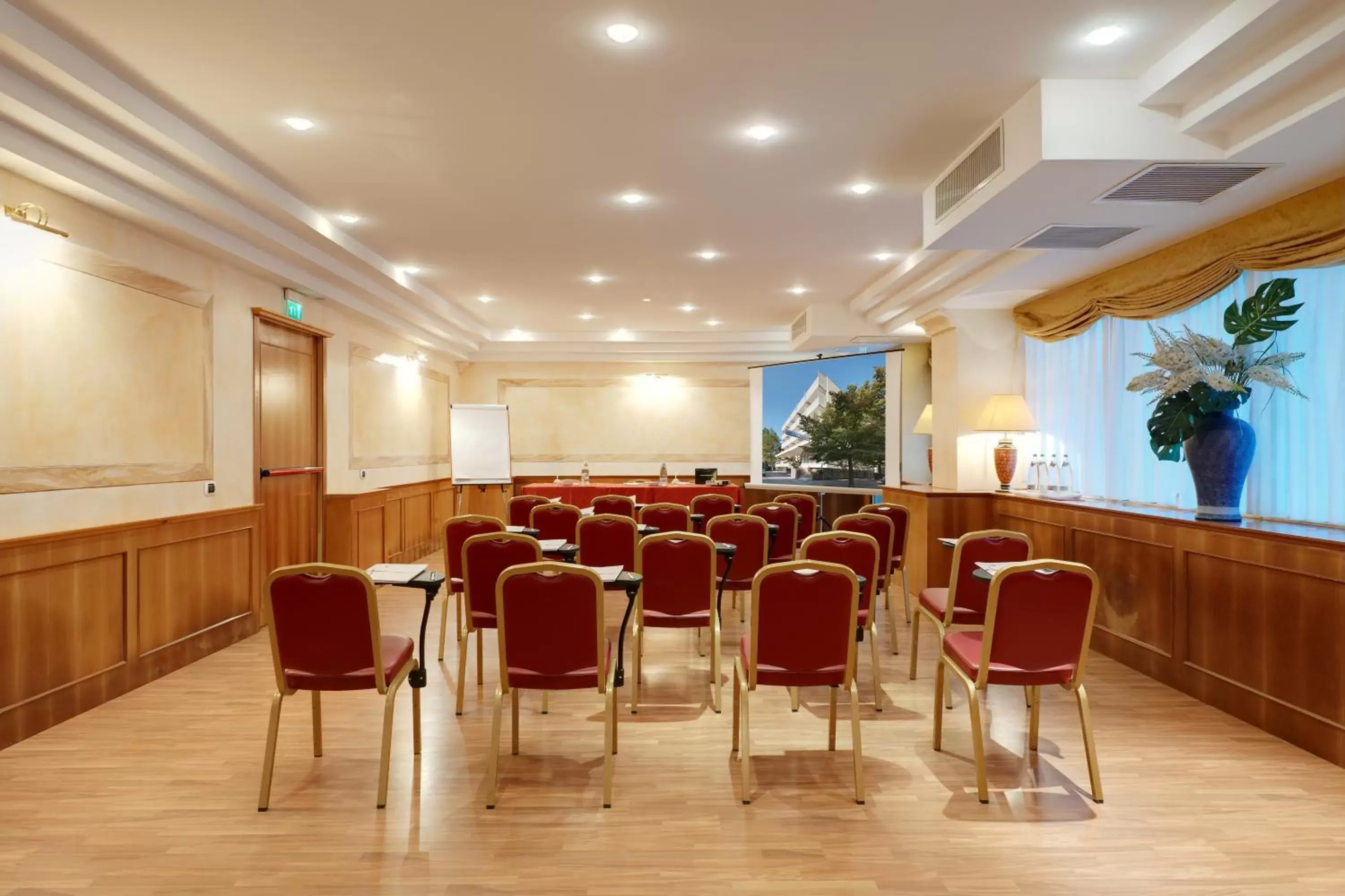 Meeting/conference room in Bio Boutique Hotel XU' - Perù Ambienthotels