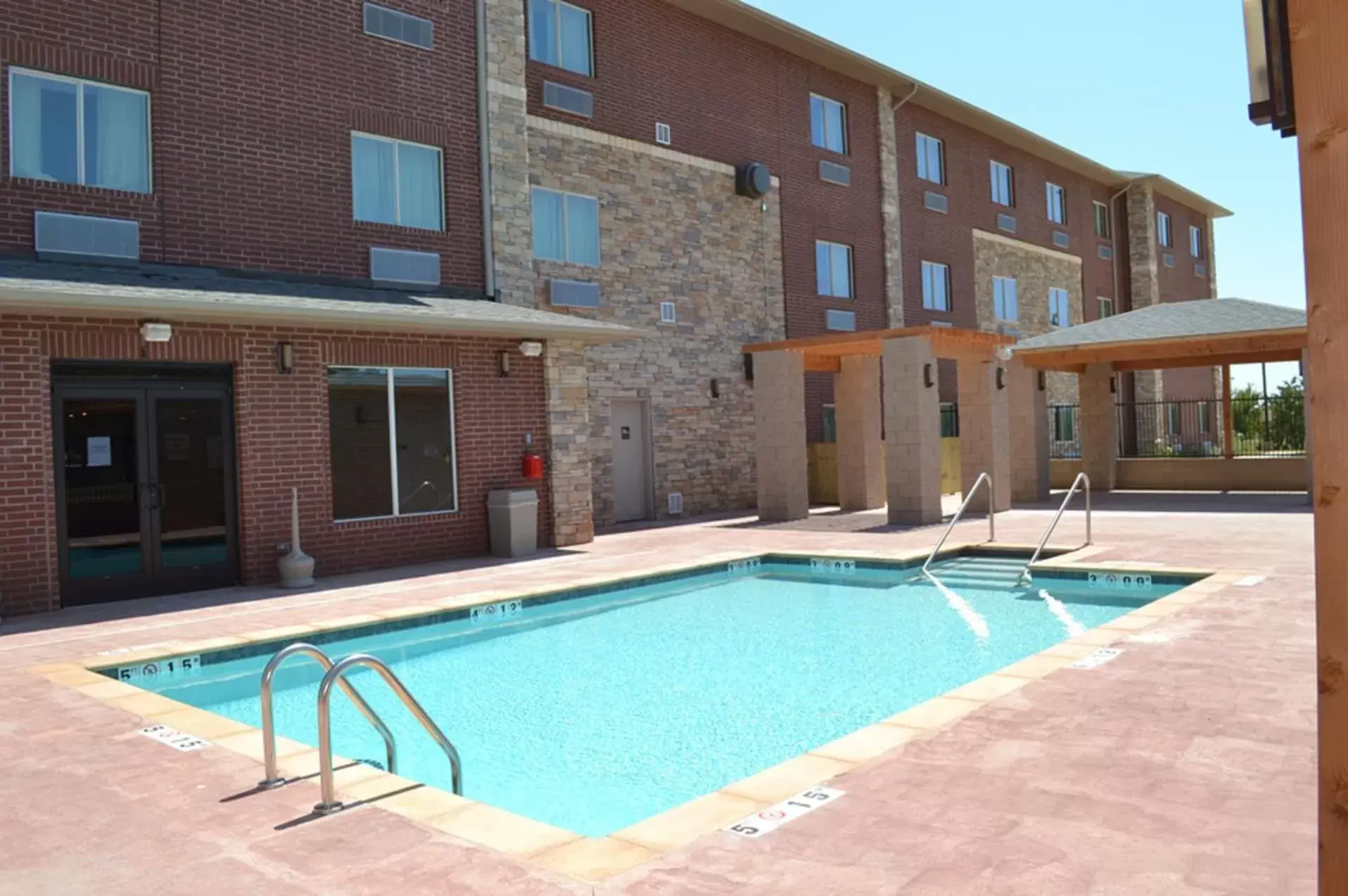 Day, Swimming Pool in Red River Inn and Suites