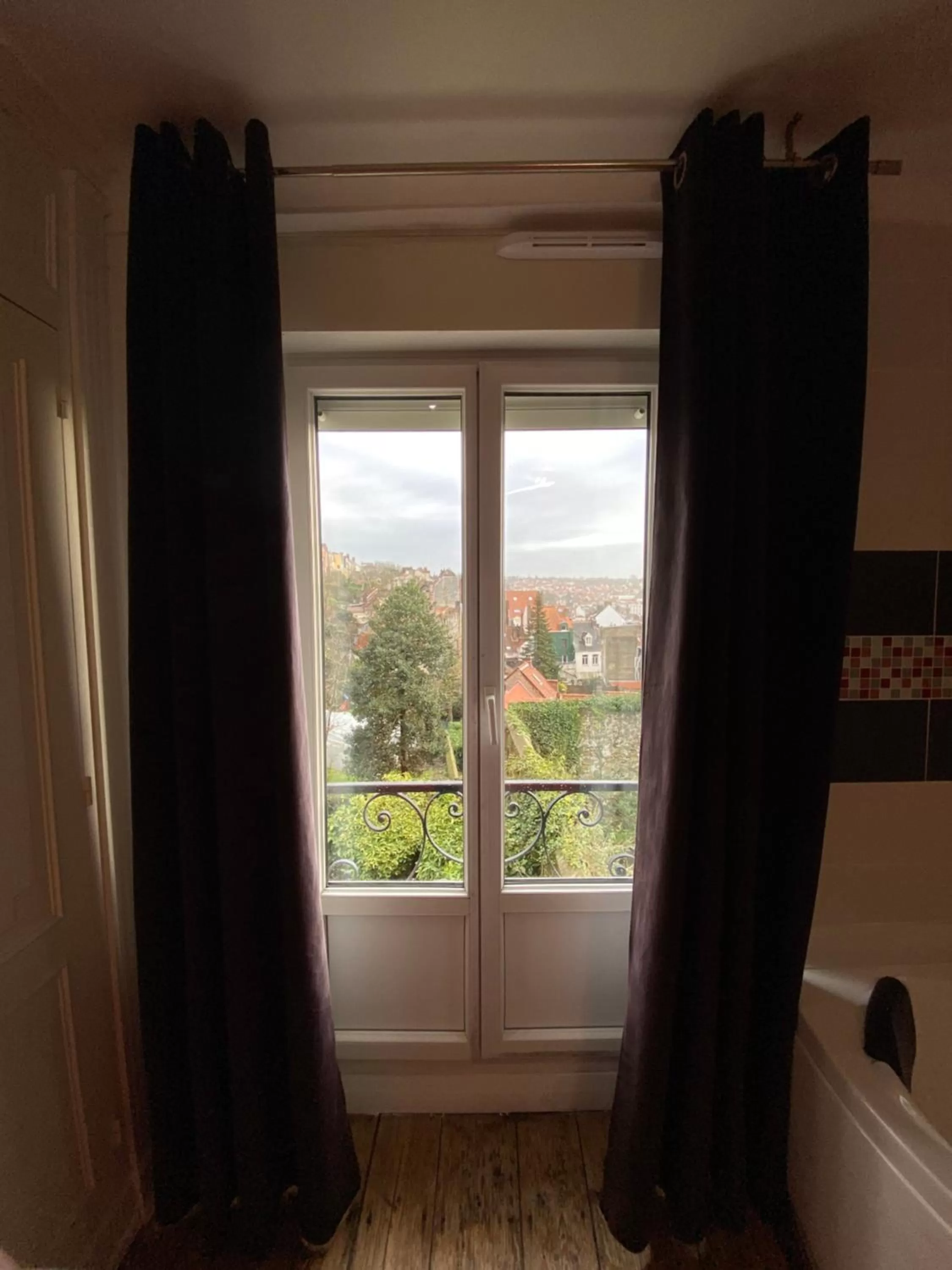 Bedroom in Chambres d'Hôtes Au coin du spa