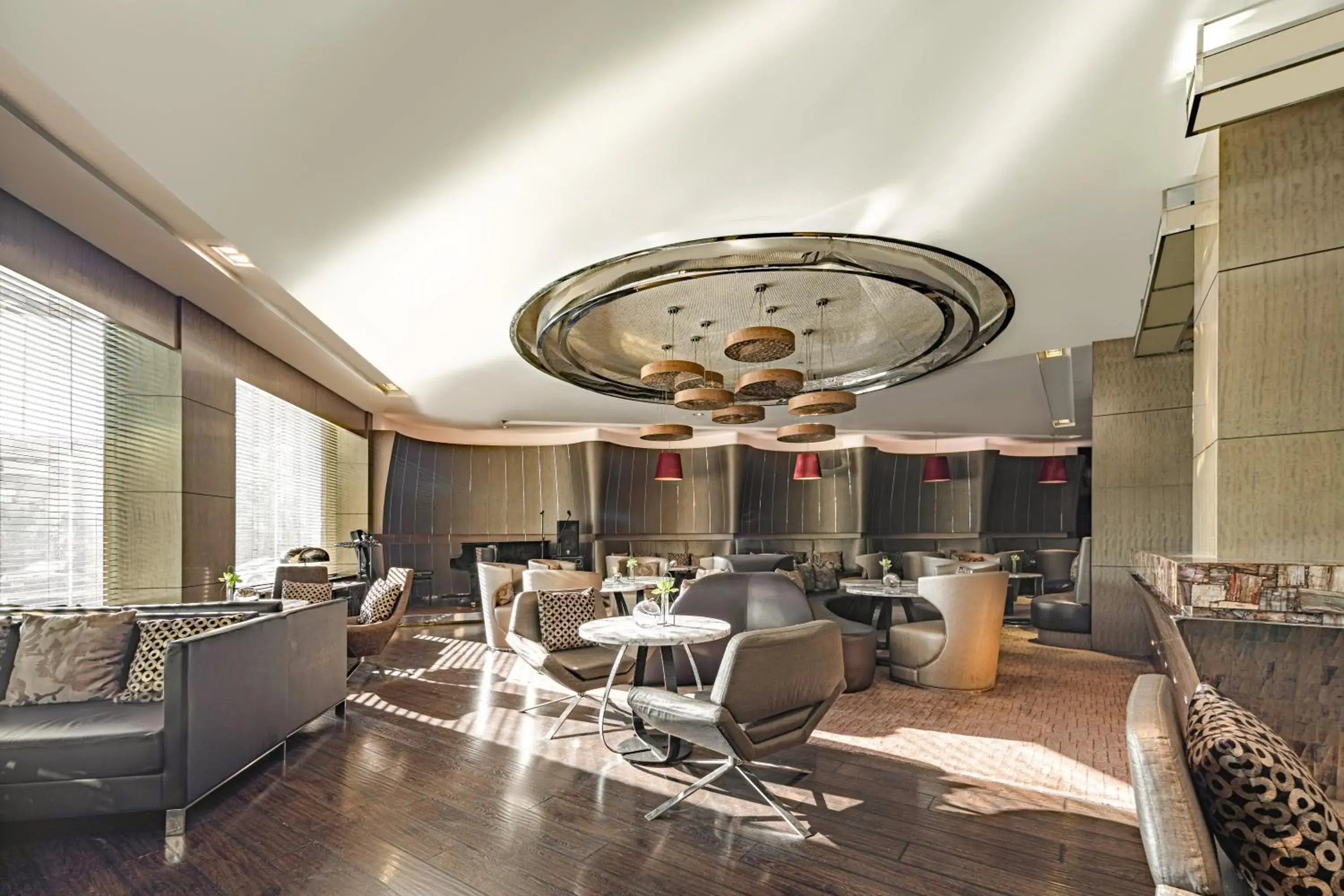 Restaurant/places to eat in Radisson Collection Hotel, Yangtze Shanghai Restaurant/places to eat in Radisson Collection Hotel, Yangtze Shanghai