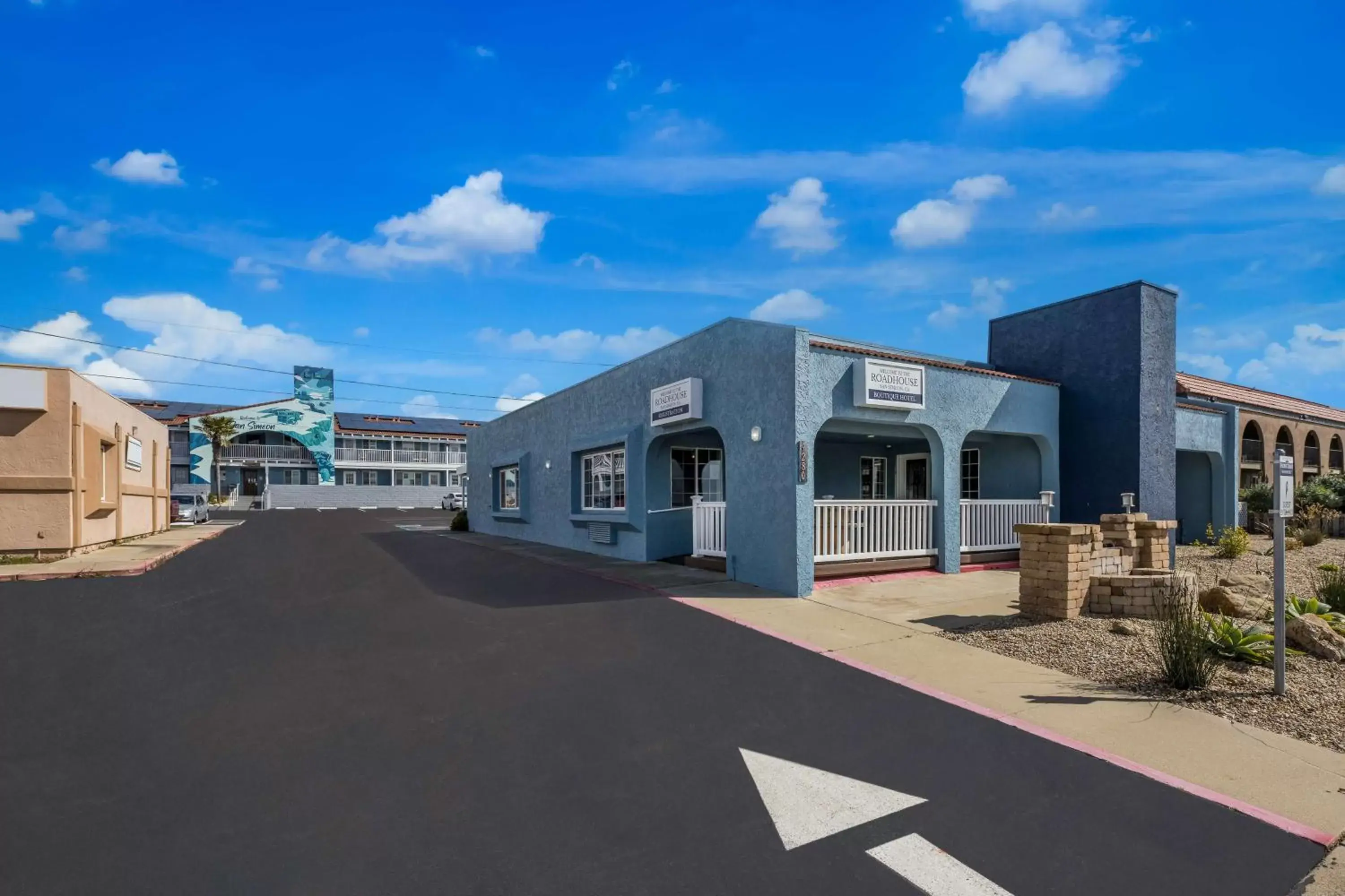 Property Building in Pacific Coast Roadhouse - SureStay Collection by Best Western