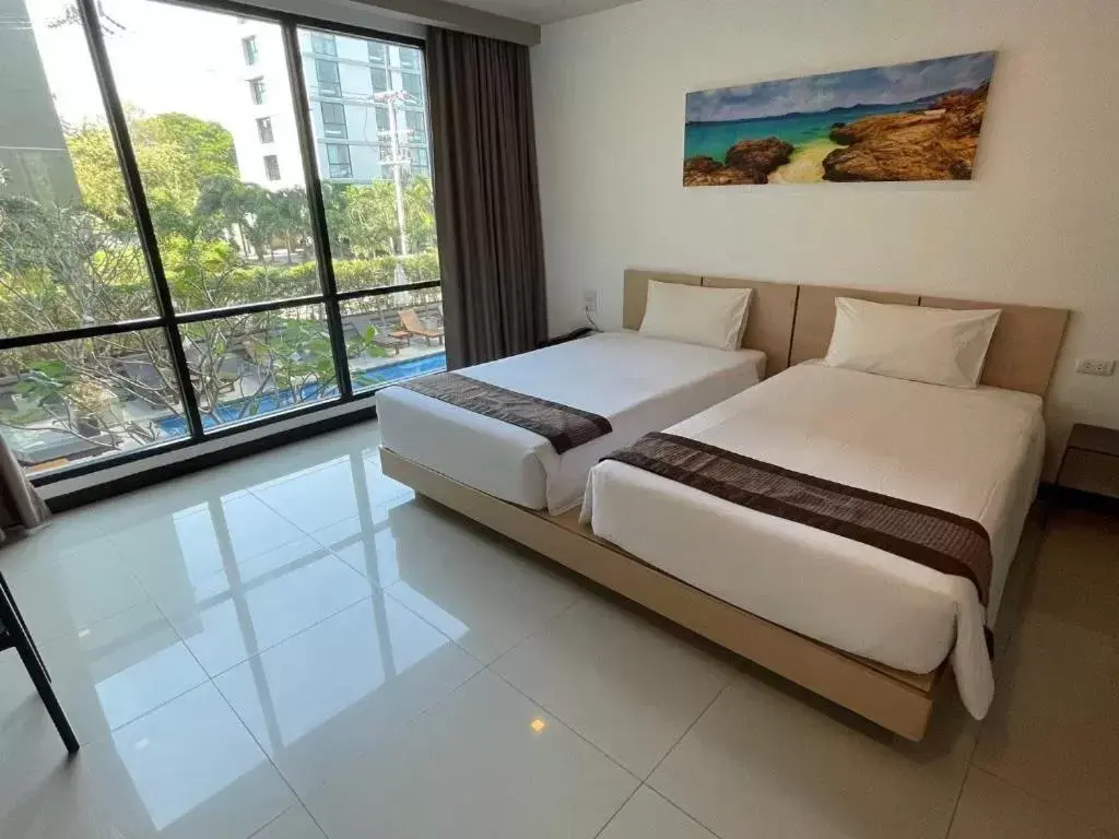 Bedroom, Bed in Beston Pattaya - SHA Plus Certified