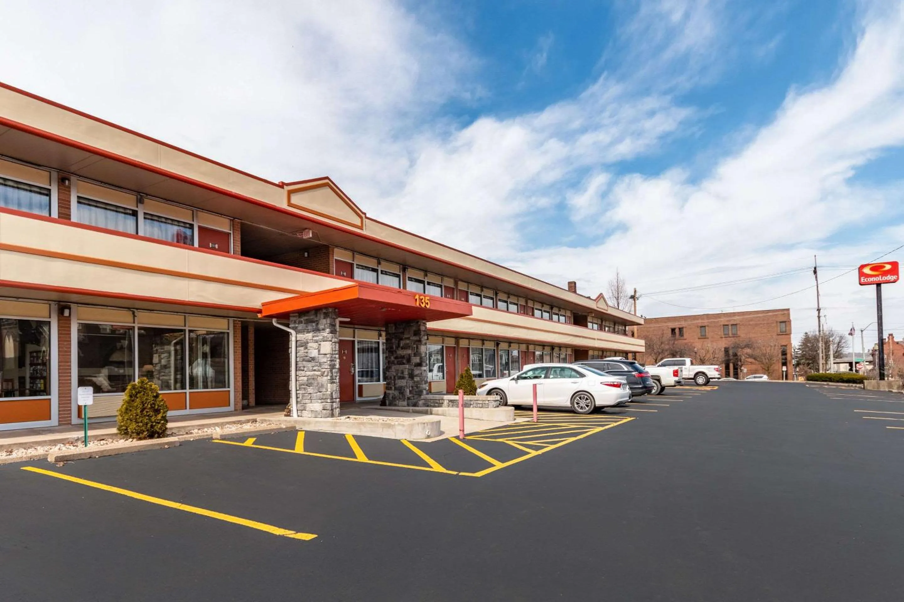 Econo Lodge Zanesville Downtown
