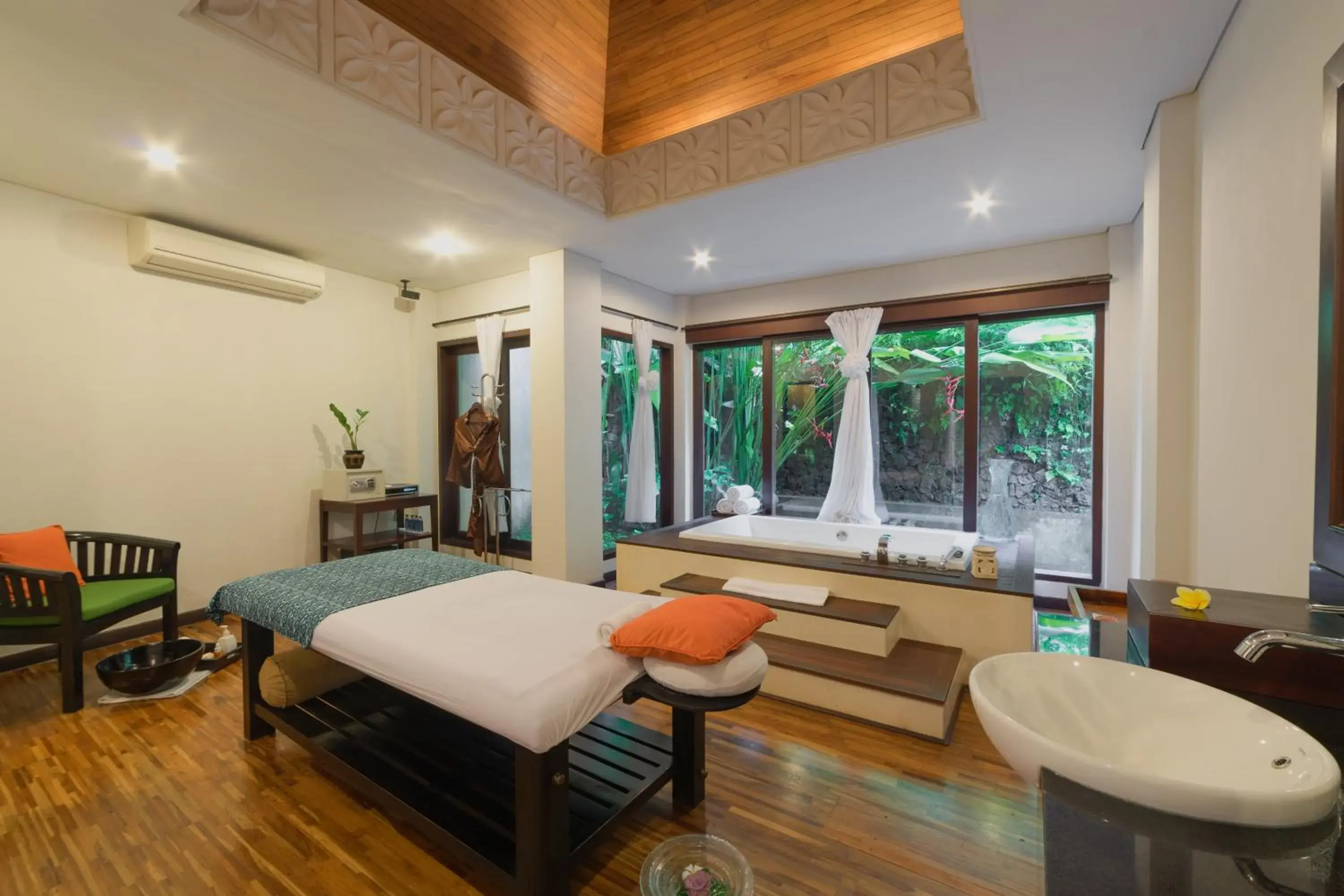 Spa and wellness centre/facilities in The Samaya Ubud Spa and wellness centre/facilities in The Samaya Ubud
