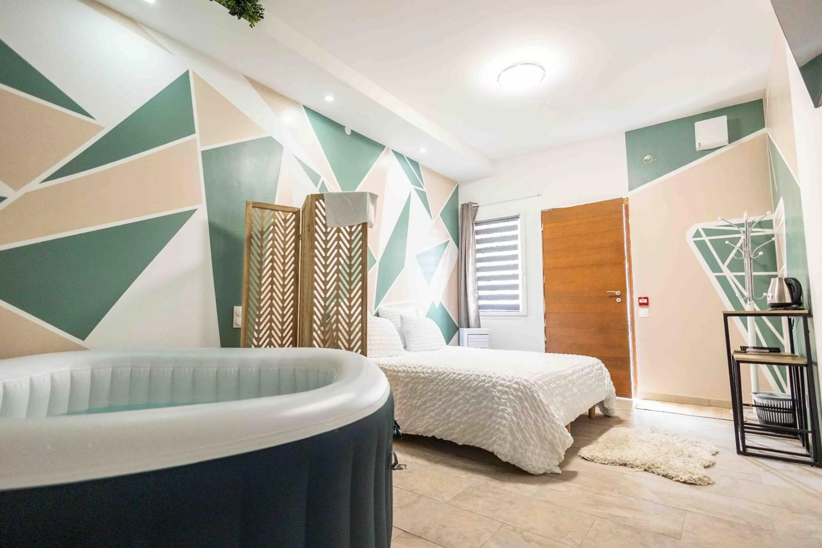 Bedroom, Bed in Hôtel Center Saint-Quentin Centre Gare