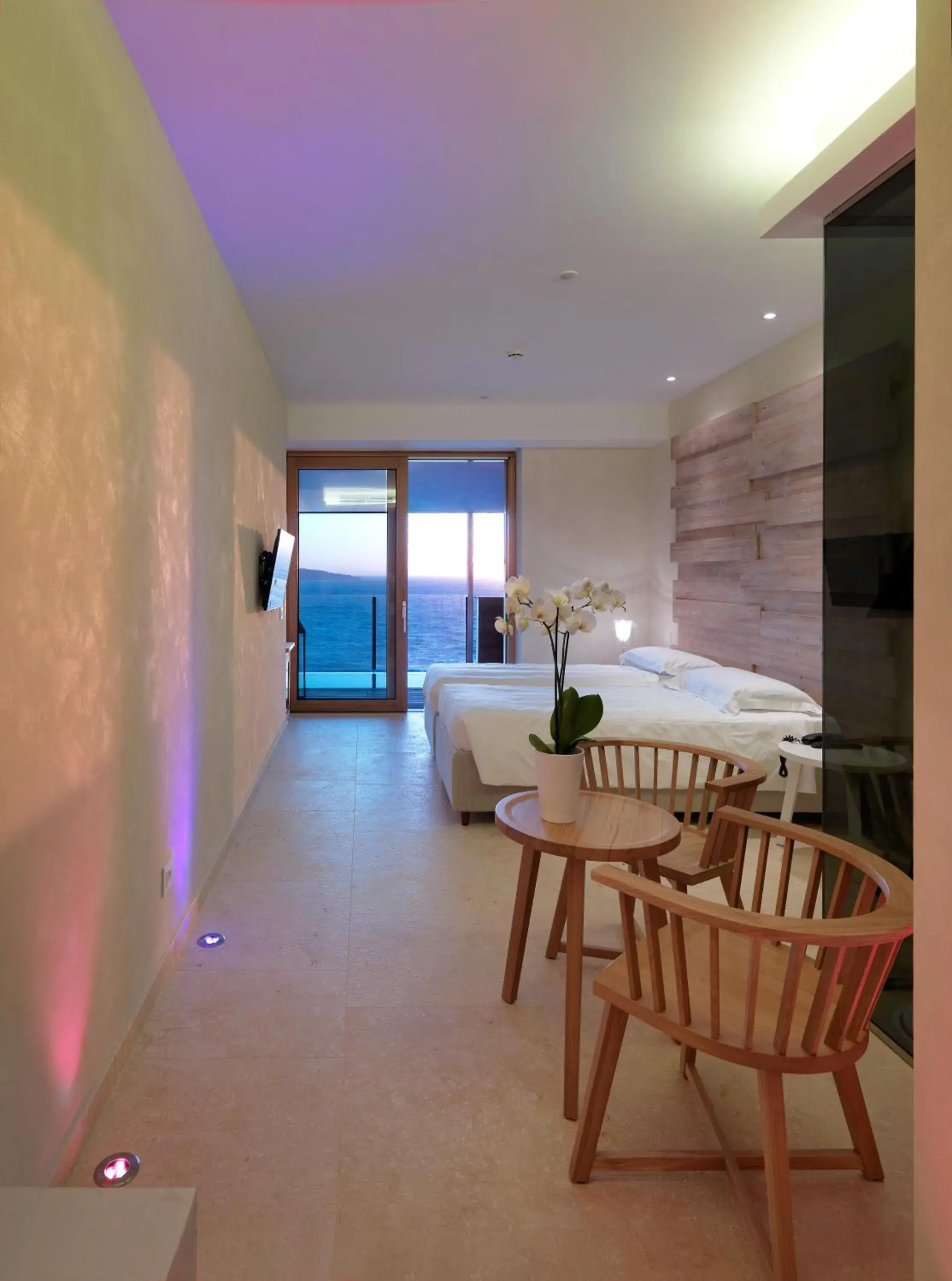 Laqua by the Sea Laqua by the Sea