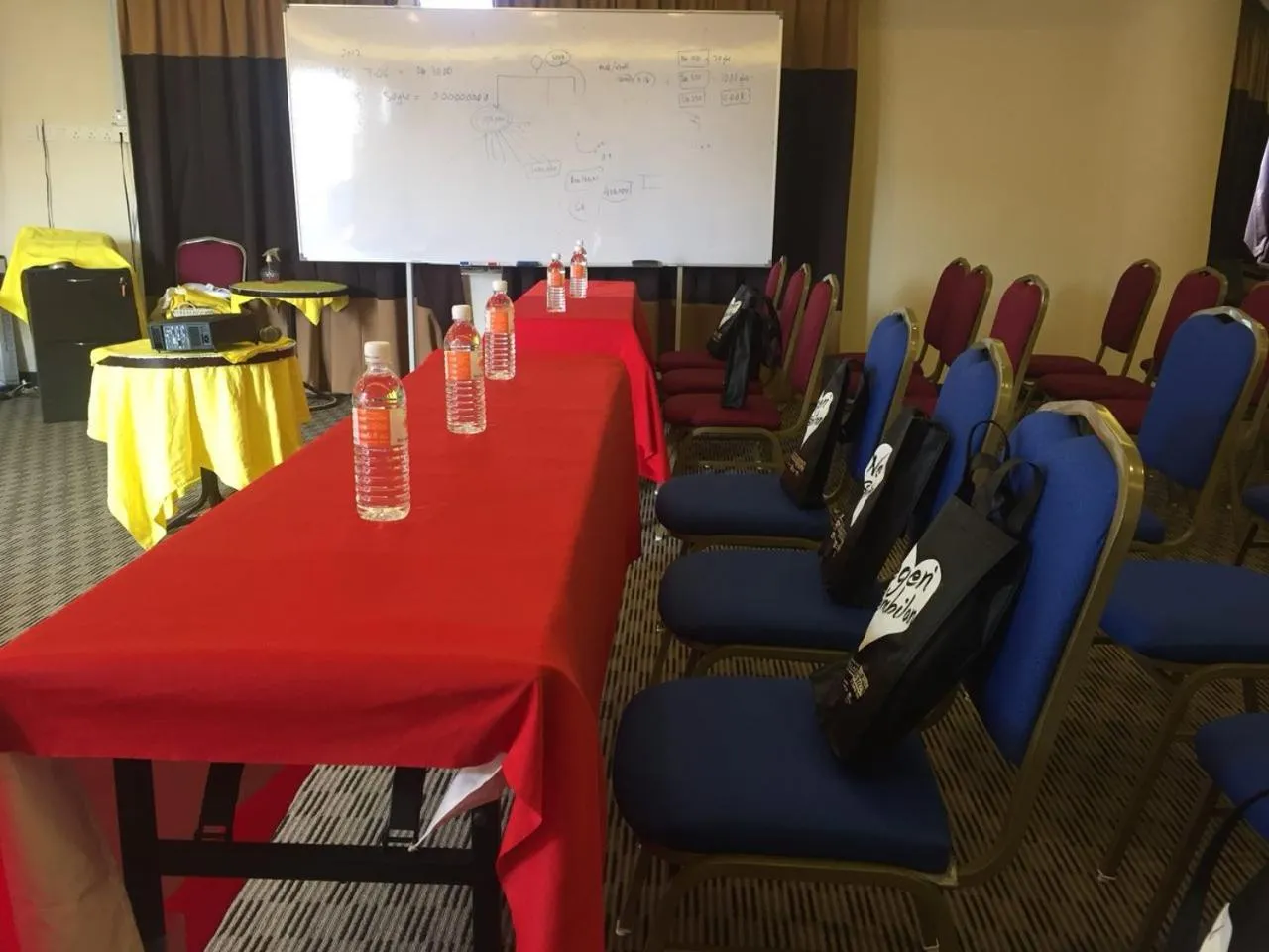 Meeting/conference room in Sai Villa Hotel Near Klia & Klia2