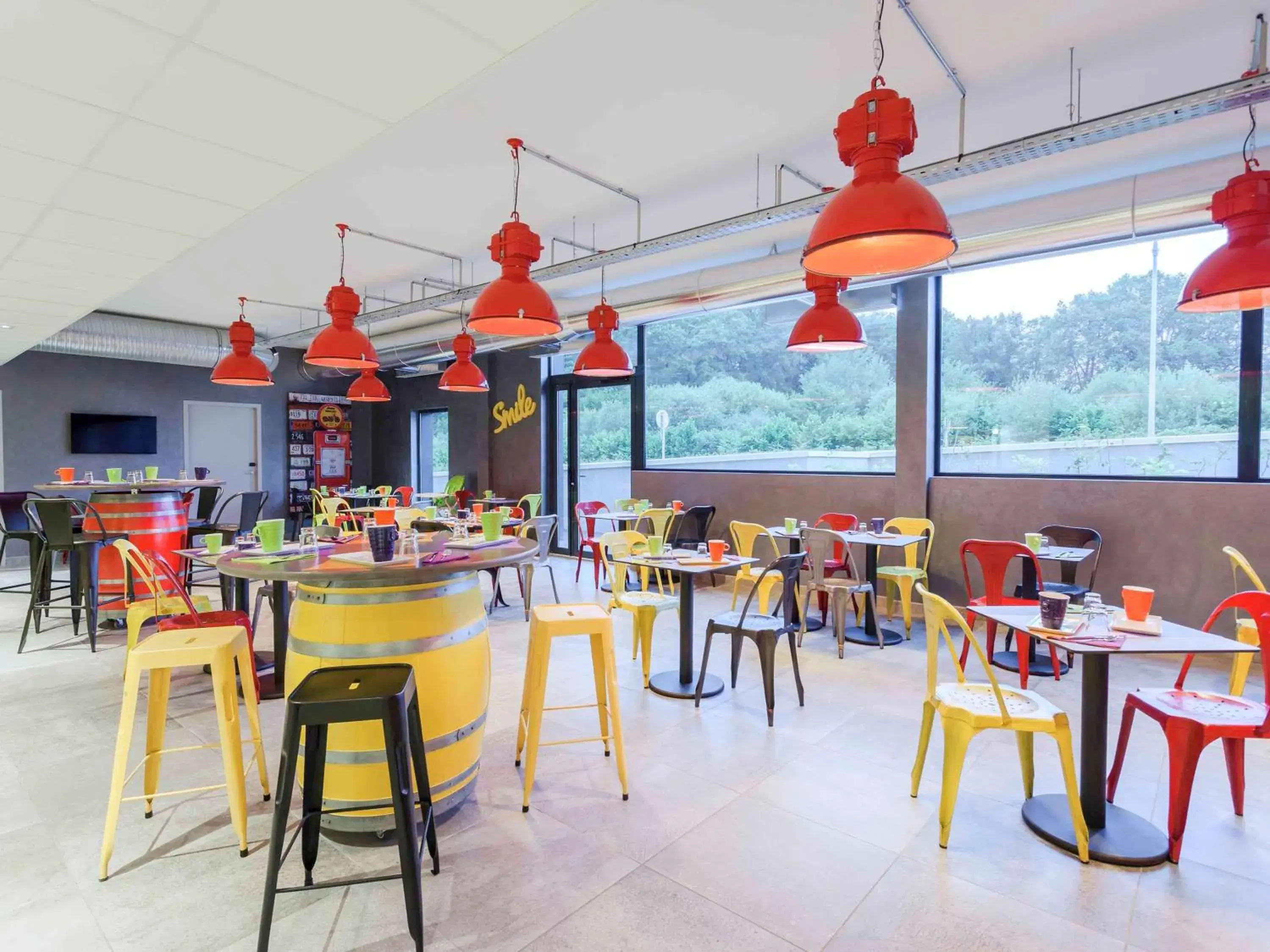 Restaurant/Places to Eat in Ibis Styles Vierzon