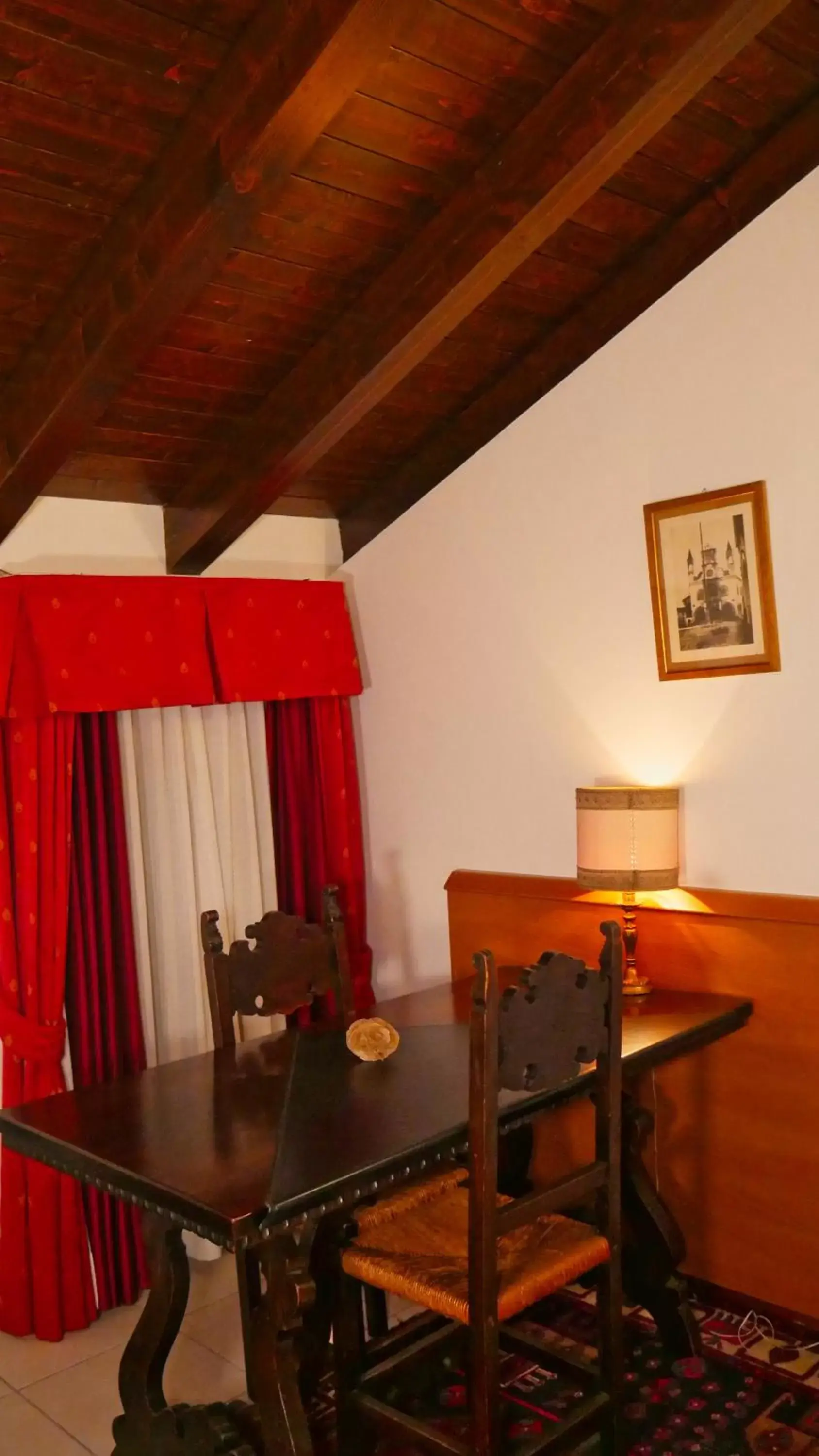 Living room, Dining Area in hotel Vajont