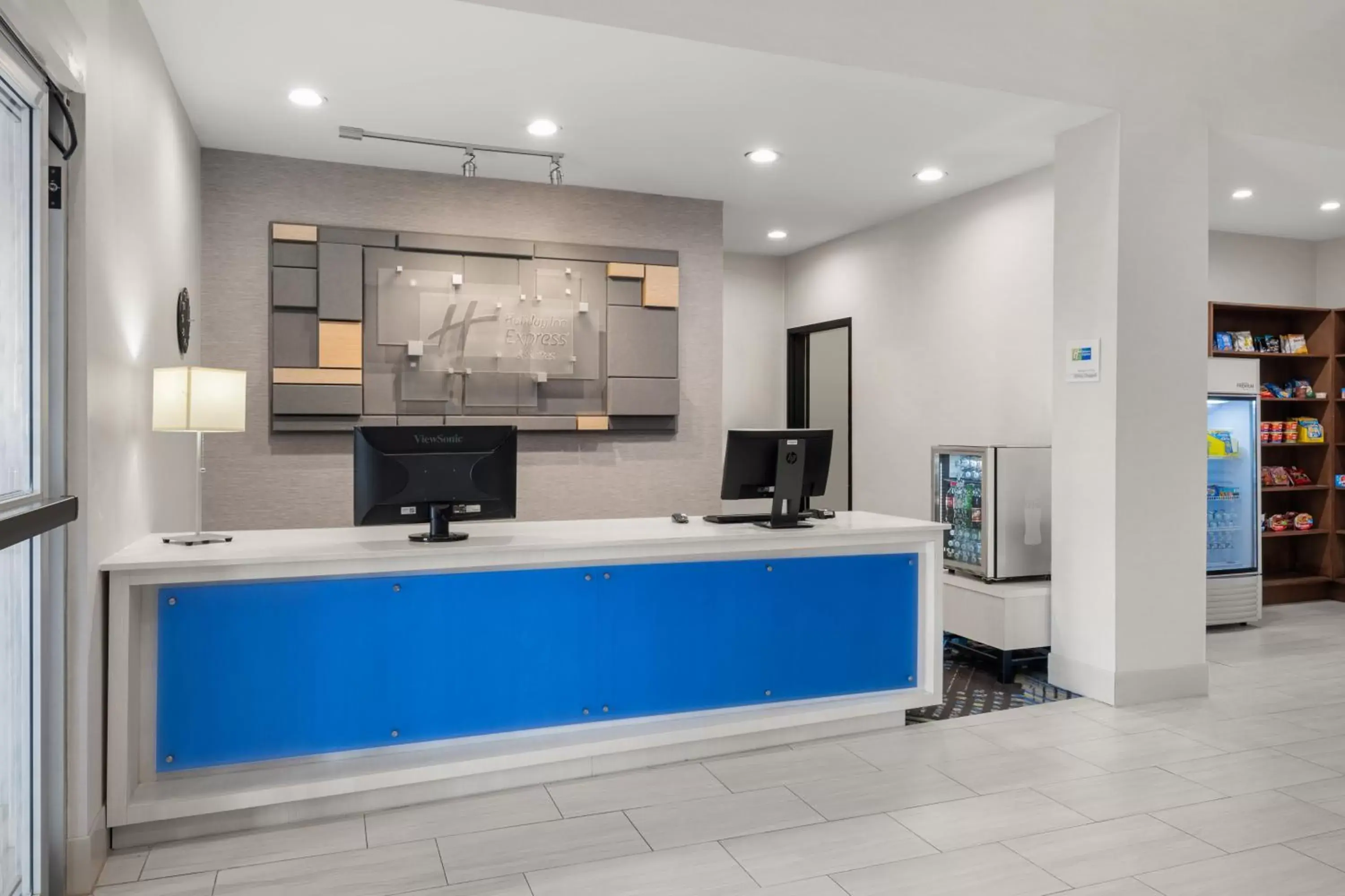 Lobby or reception, Lobby/Reception in Holiday Inn Express & Suites Graham, an IHG Hotel