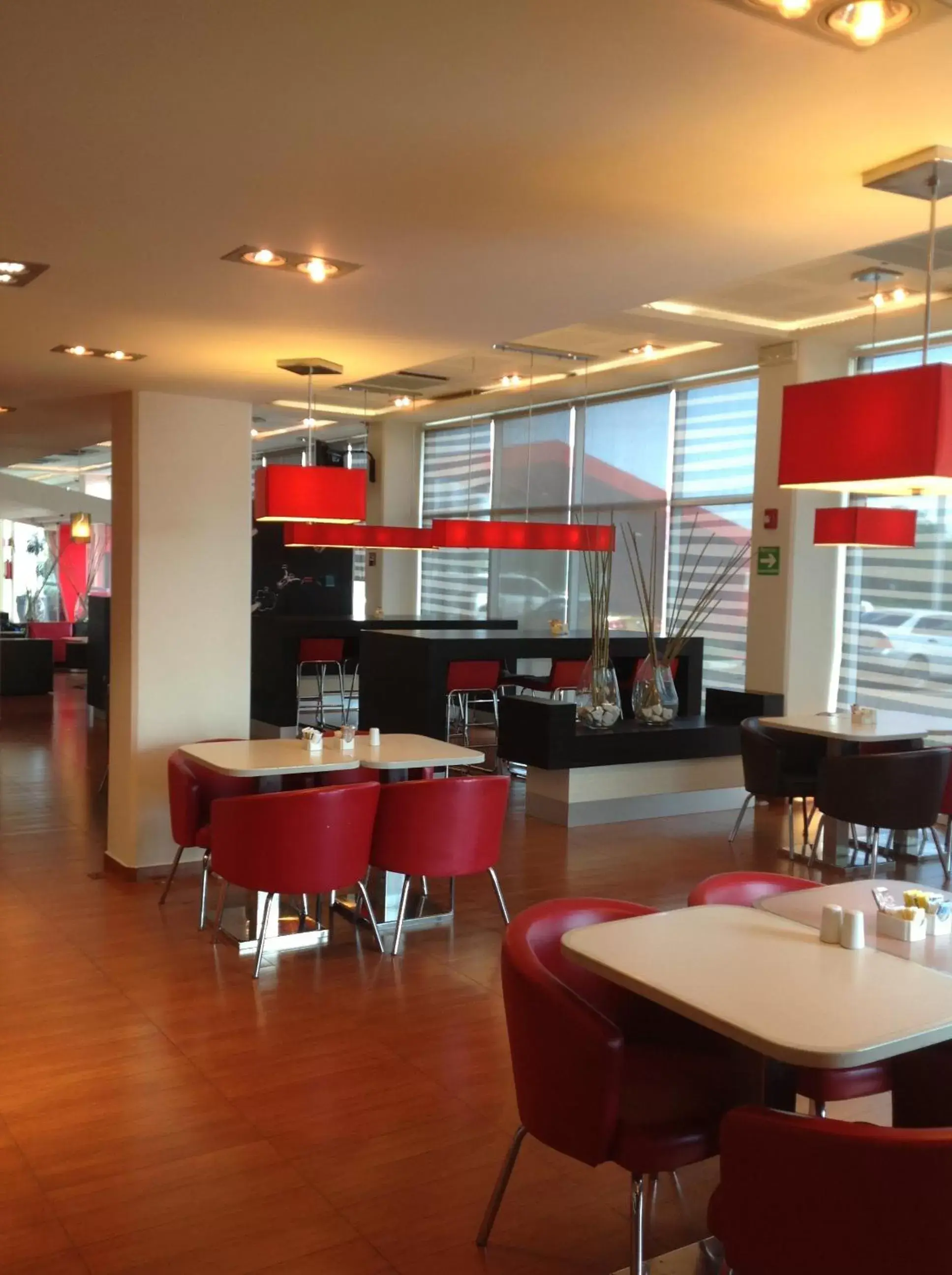 Restaurant/Places to Eat in Ibis Aguascalientes Norte