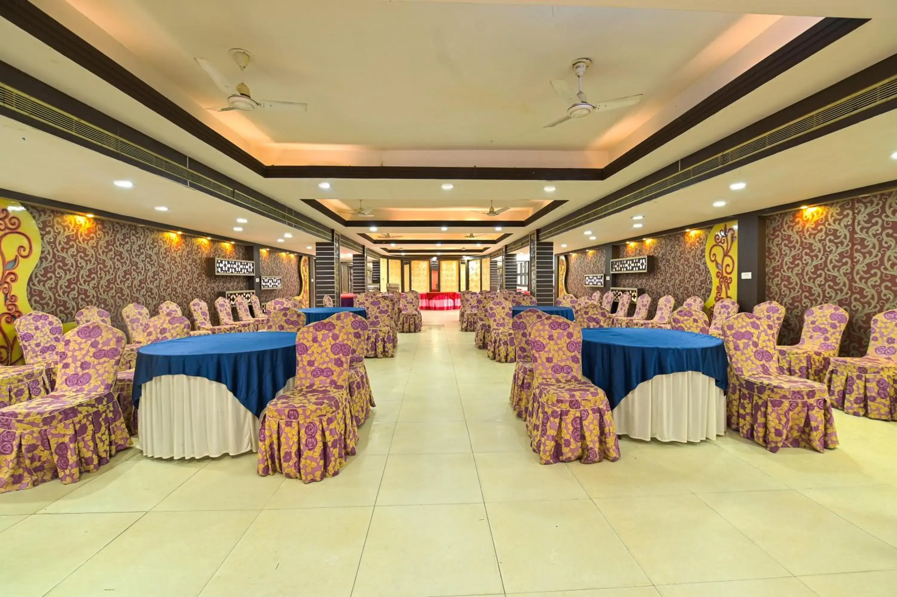 Banquet/Function facilities, Banquet Facilities in The Byke Grassfield Resort