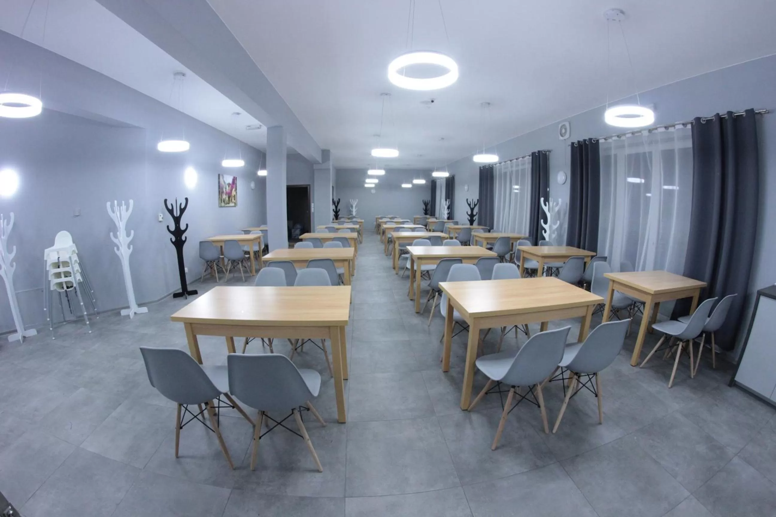 Restaurant/places to eat in dask resort