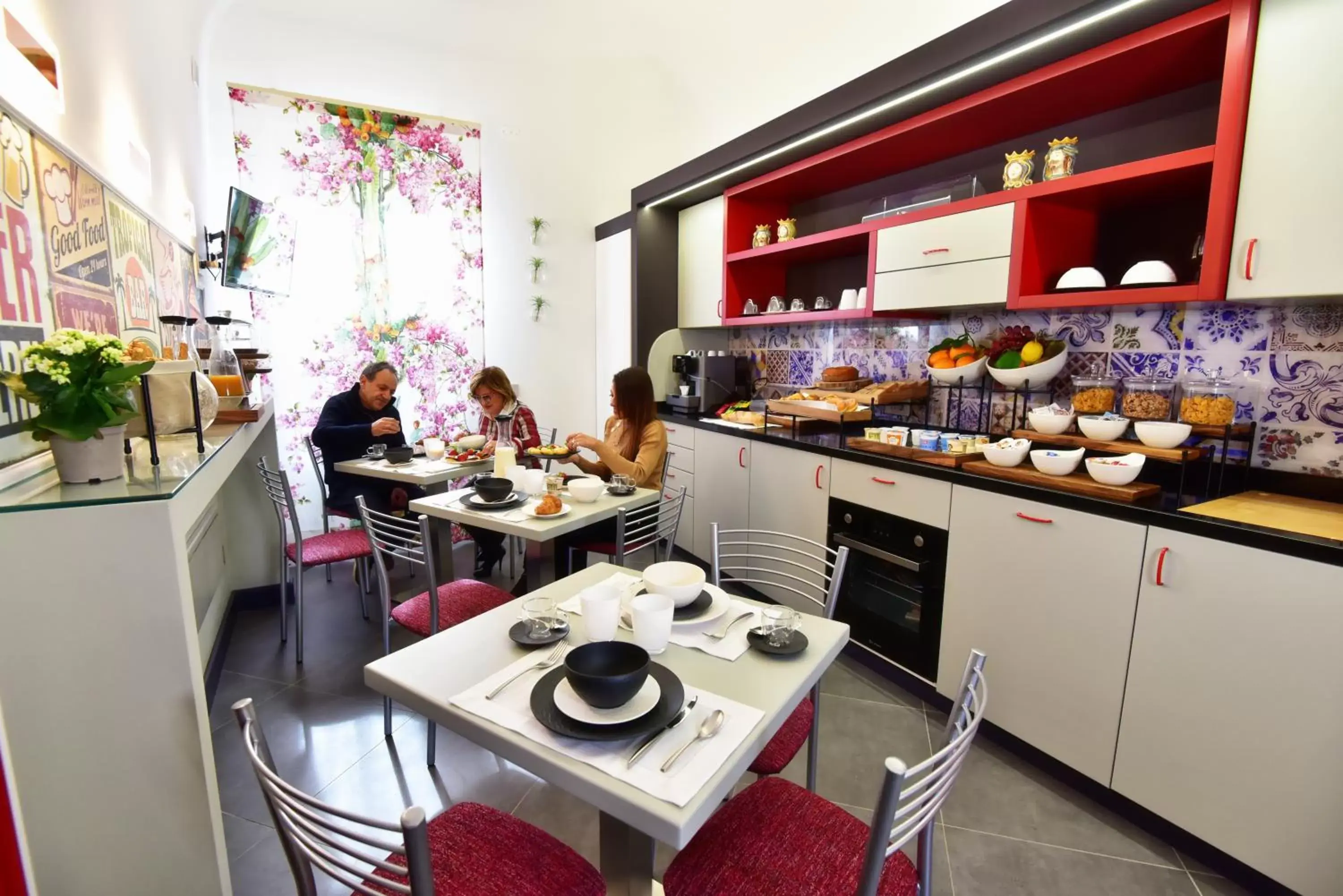 Breakfast, Restaurant/Places to Eat in ANFITEATRO LE SUITES