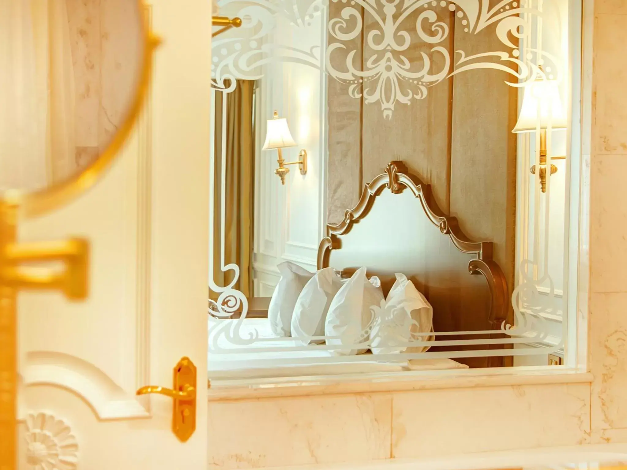 Decorative detail, Bathroom in Bishrelt Hotel